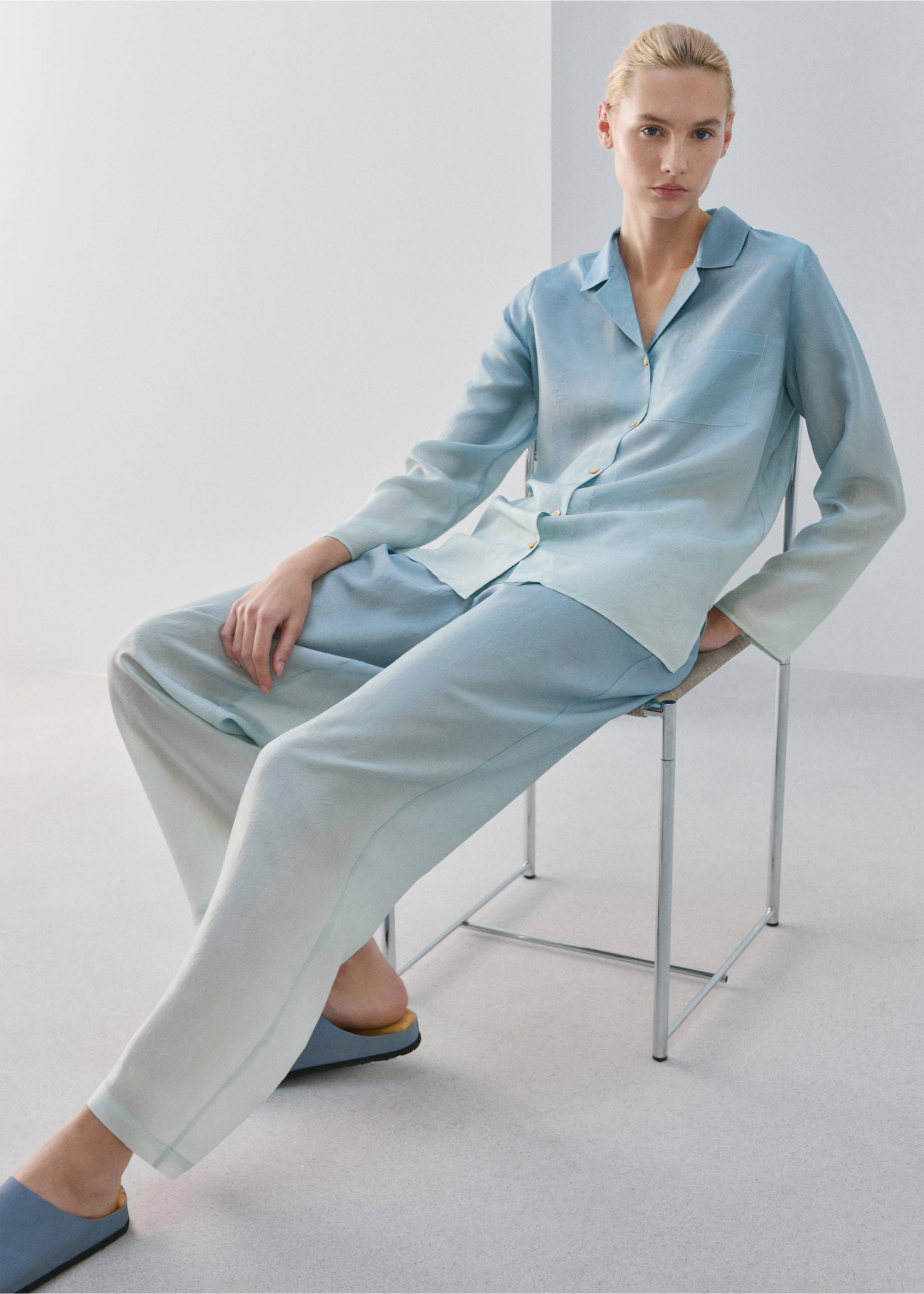 Ombre silk trousers - Details of the article 2, Blue. Ref: 27073313-00.