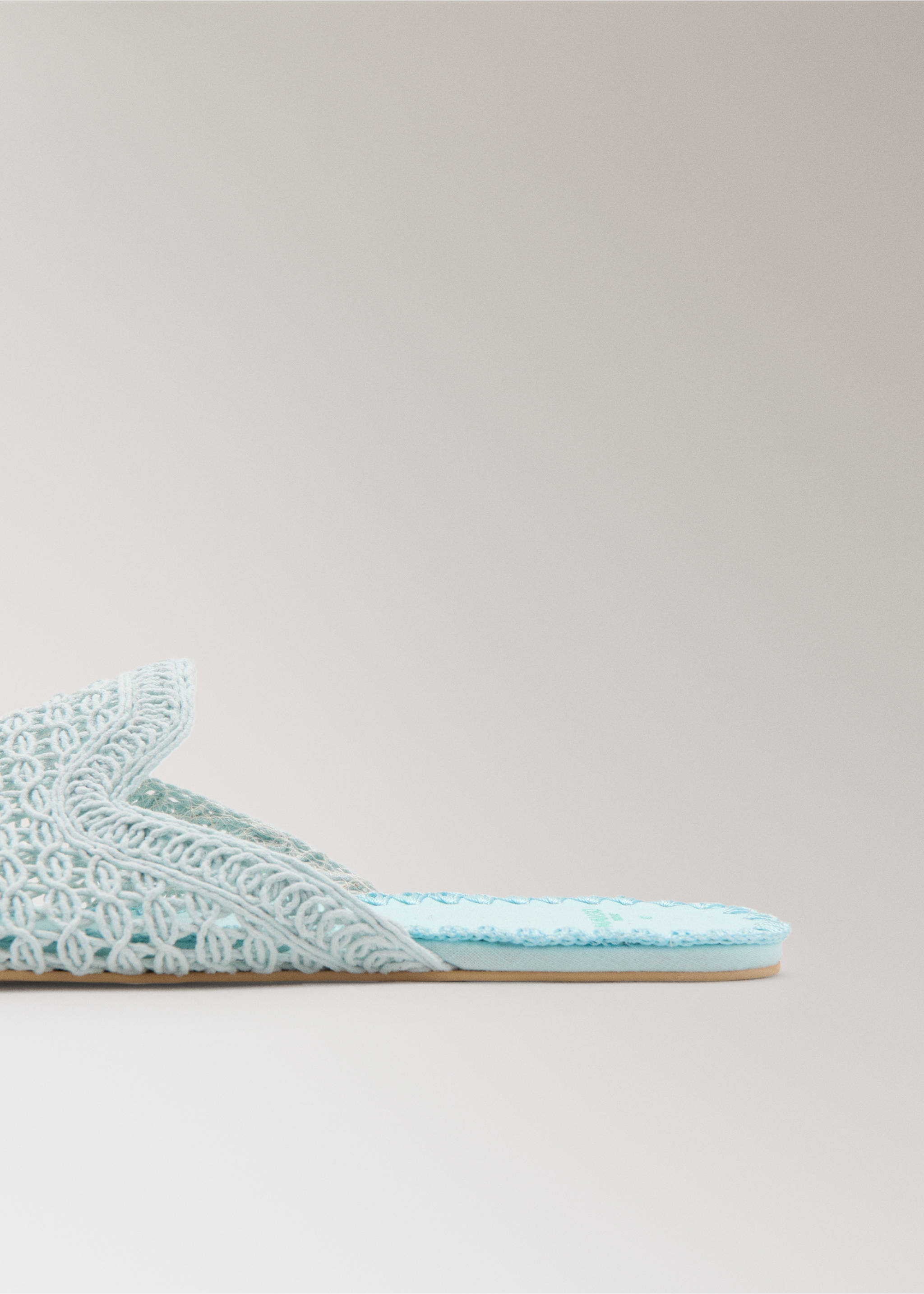 Crochet mule slippers - Details of the article 2, Blue. Ref: 27073316-00.