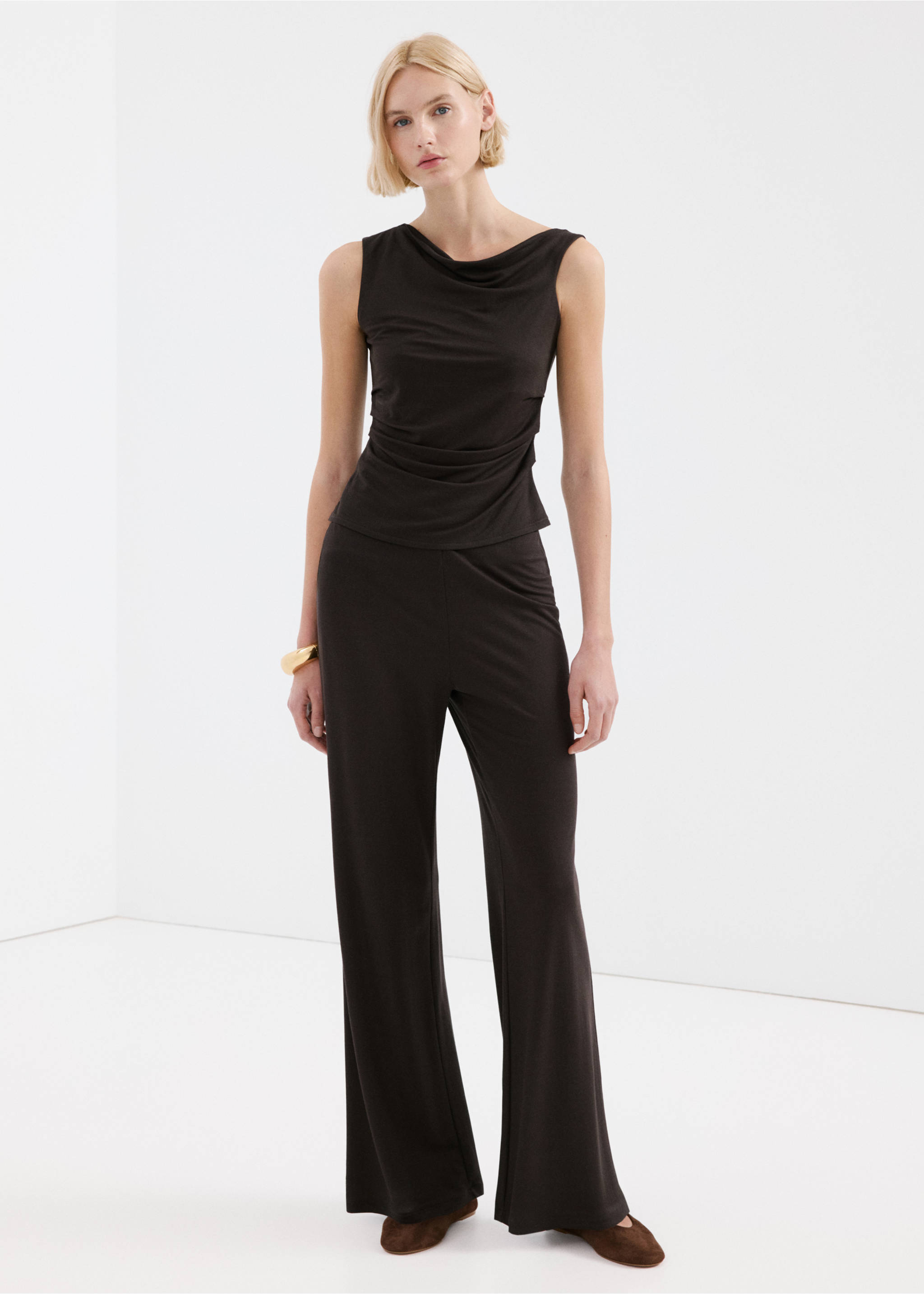 垂坠领不对称上衣 - null, 褐色. Ref: 27073318-00.