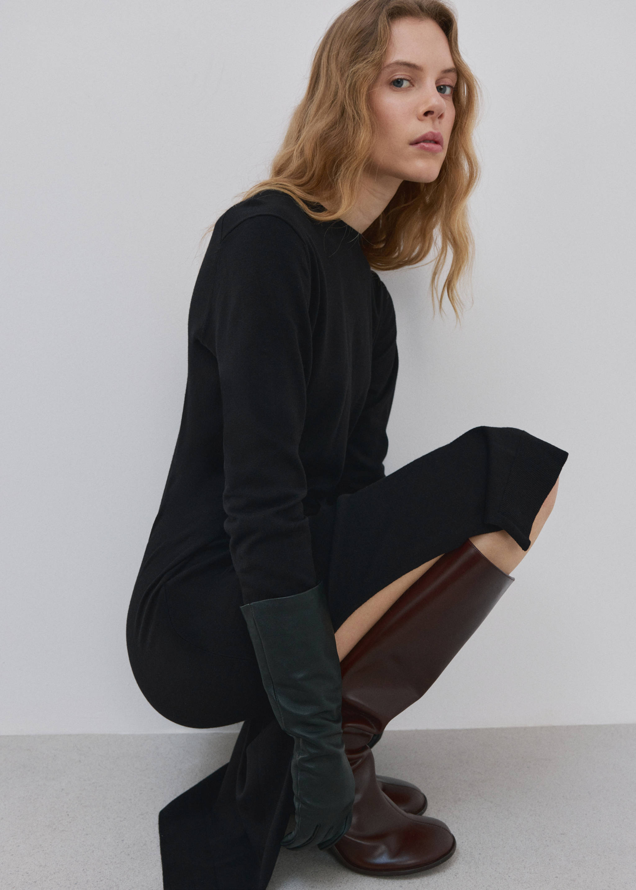 Πλεκτό φόρεμα με δέσιμο - Λεπτομέρεια του προϊόντος 2