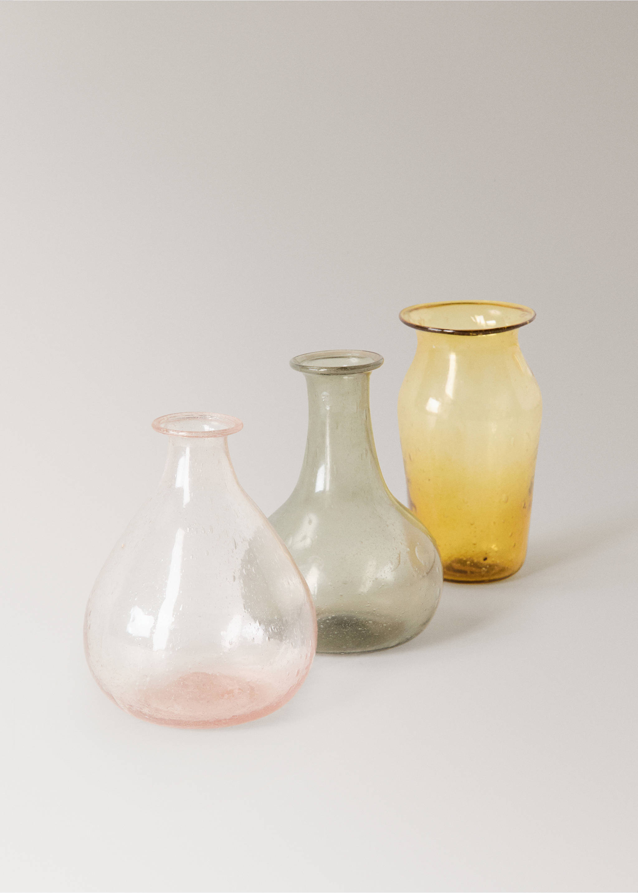 Small bubble glass vase - Details of the article 3, Pink. Ref: 27073321-00.