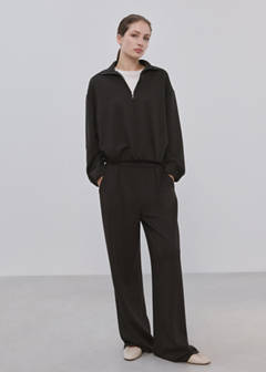 Straight-fit trousers with elastic waist — Chocolate 9