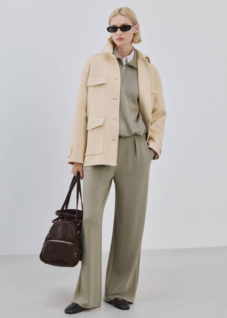Straight-fit trousers with elastic waist — Khaki