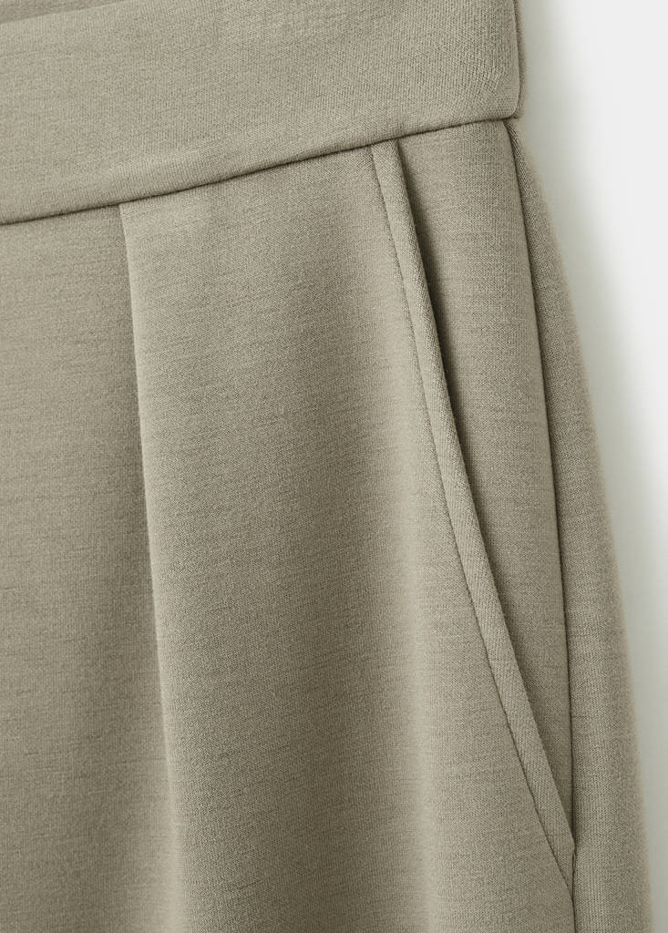 Straight-fit trousers with elastic waist — Khaki
