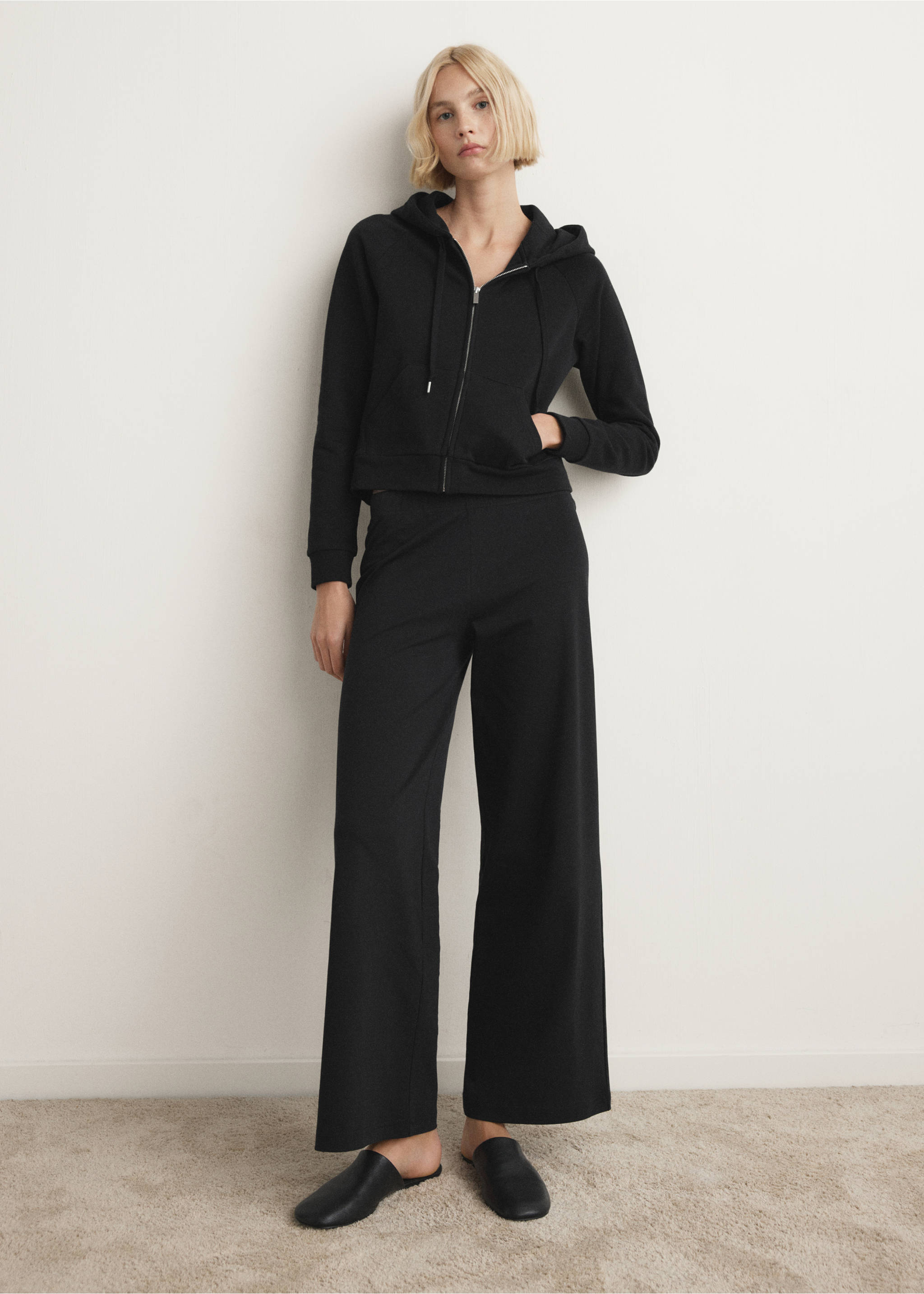 Sudadera pijama algodón detalle capucha - Plano general, Negro. Ref: 27073326-00.