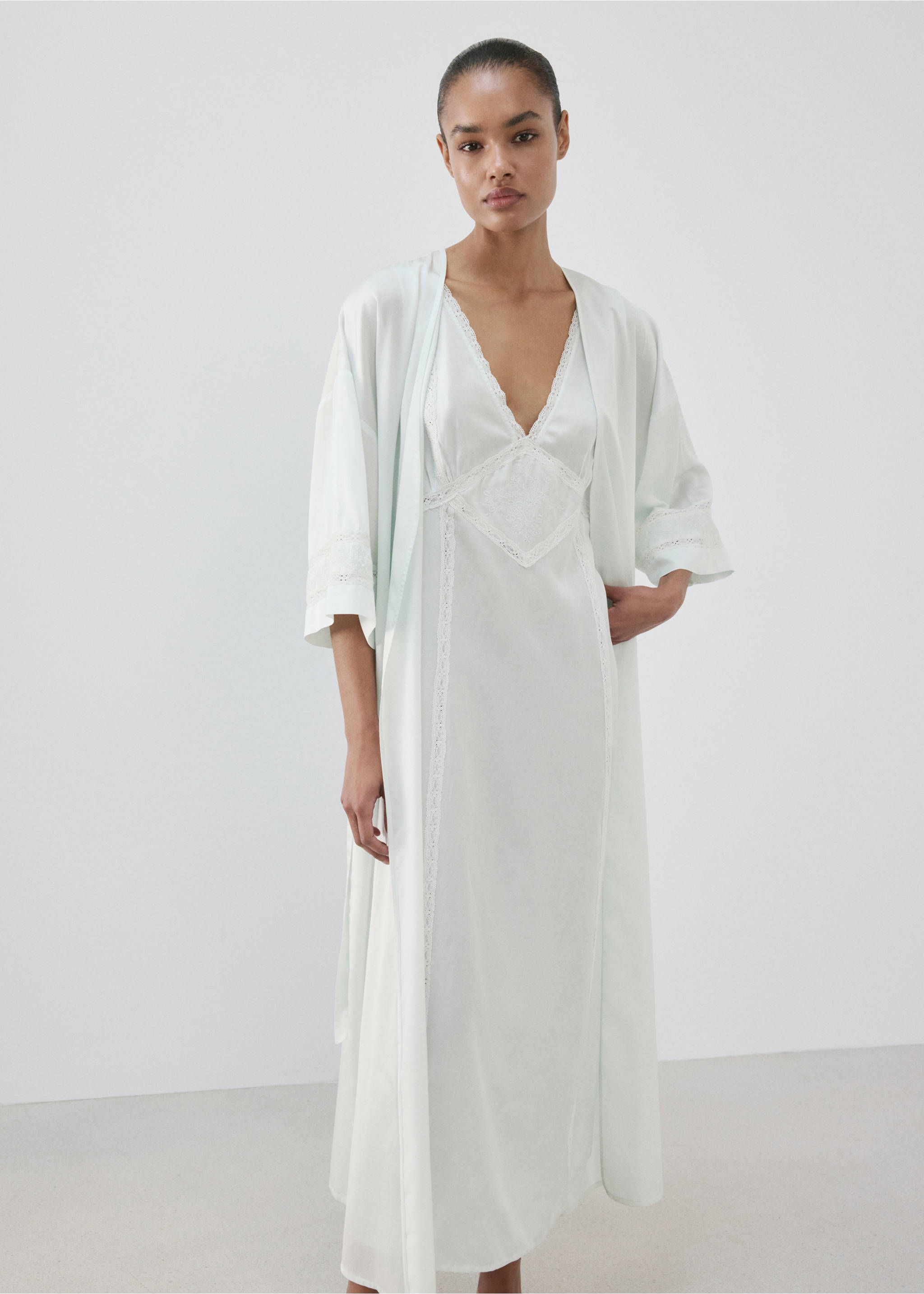 Satin robe with embroidered bow - Details of the article 1, Blue. Ref: 27073331-00.