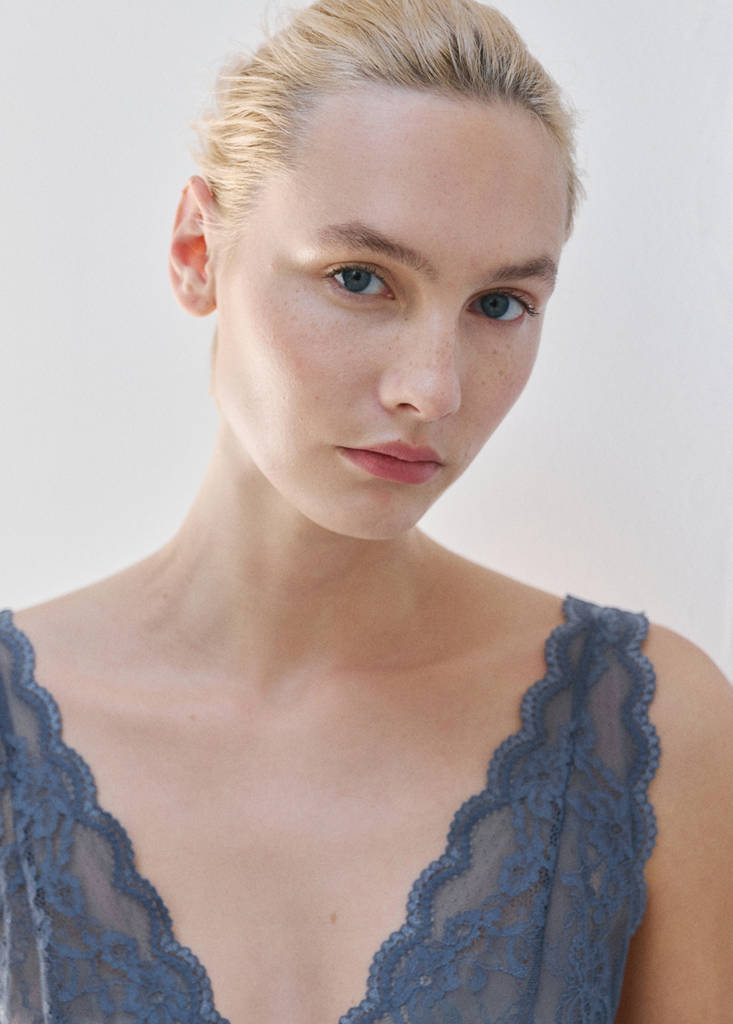 Lace backless top — Blue