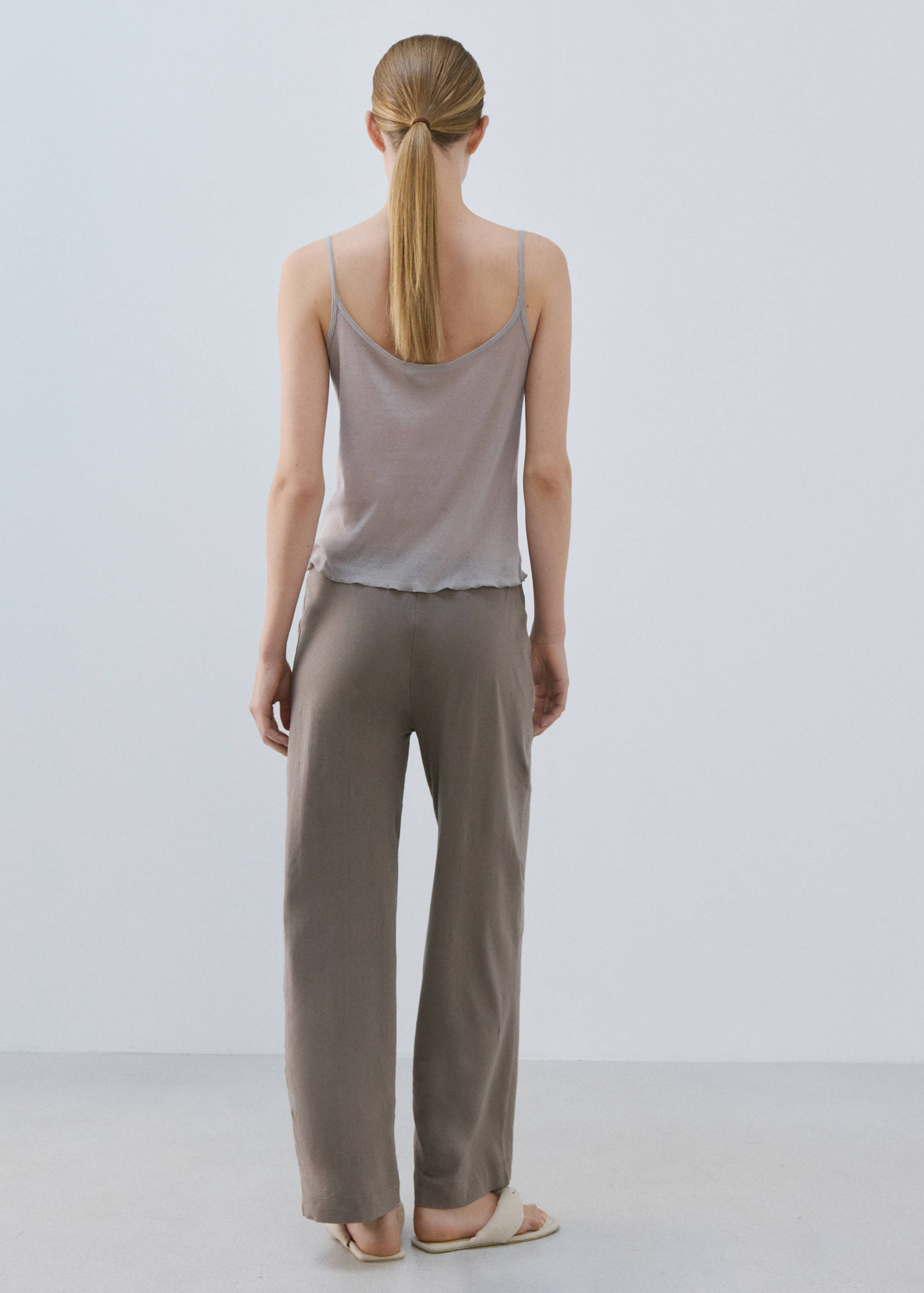 Light cotton trousers - Reverse of the article
