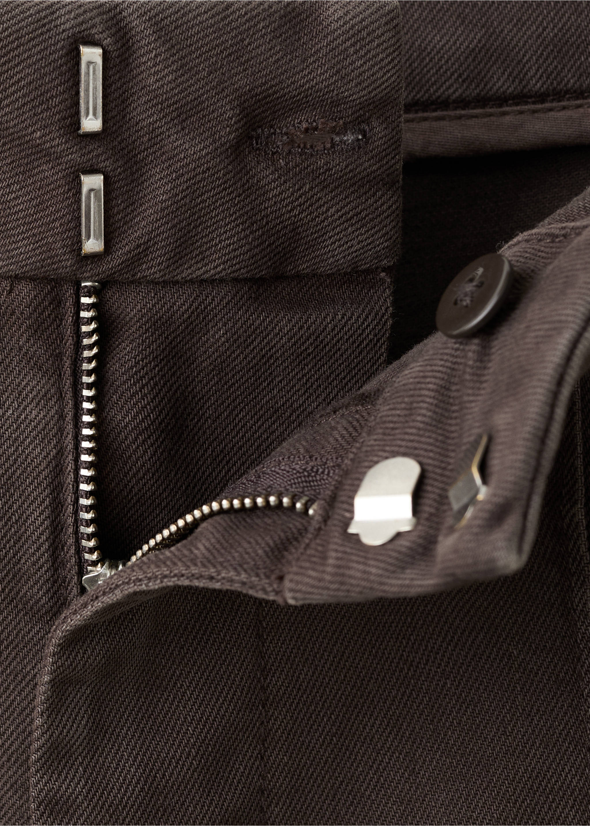 High-waisted wide leg jeans with stitching - Details of the article 0, Chocolate. Ref: 27073337-00.