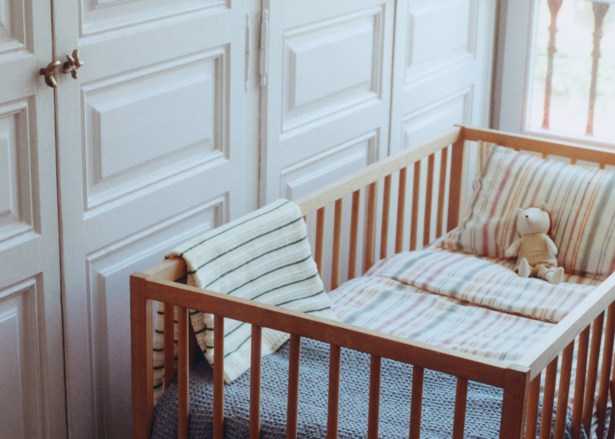 Children's cotton striped blanket - Panoramic plane