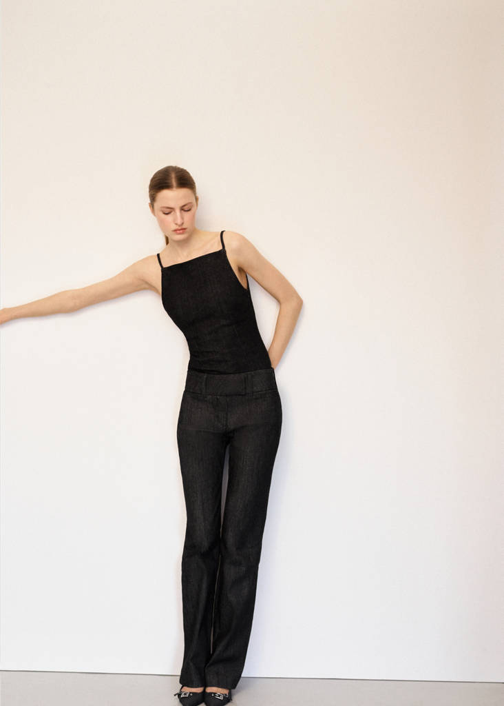 Fitted denim body — Black