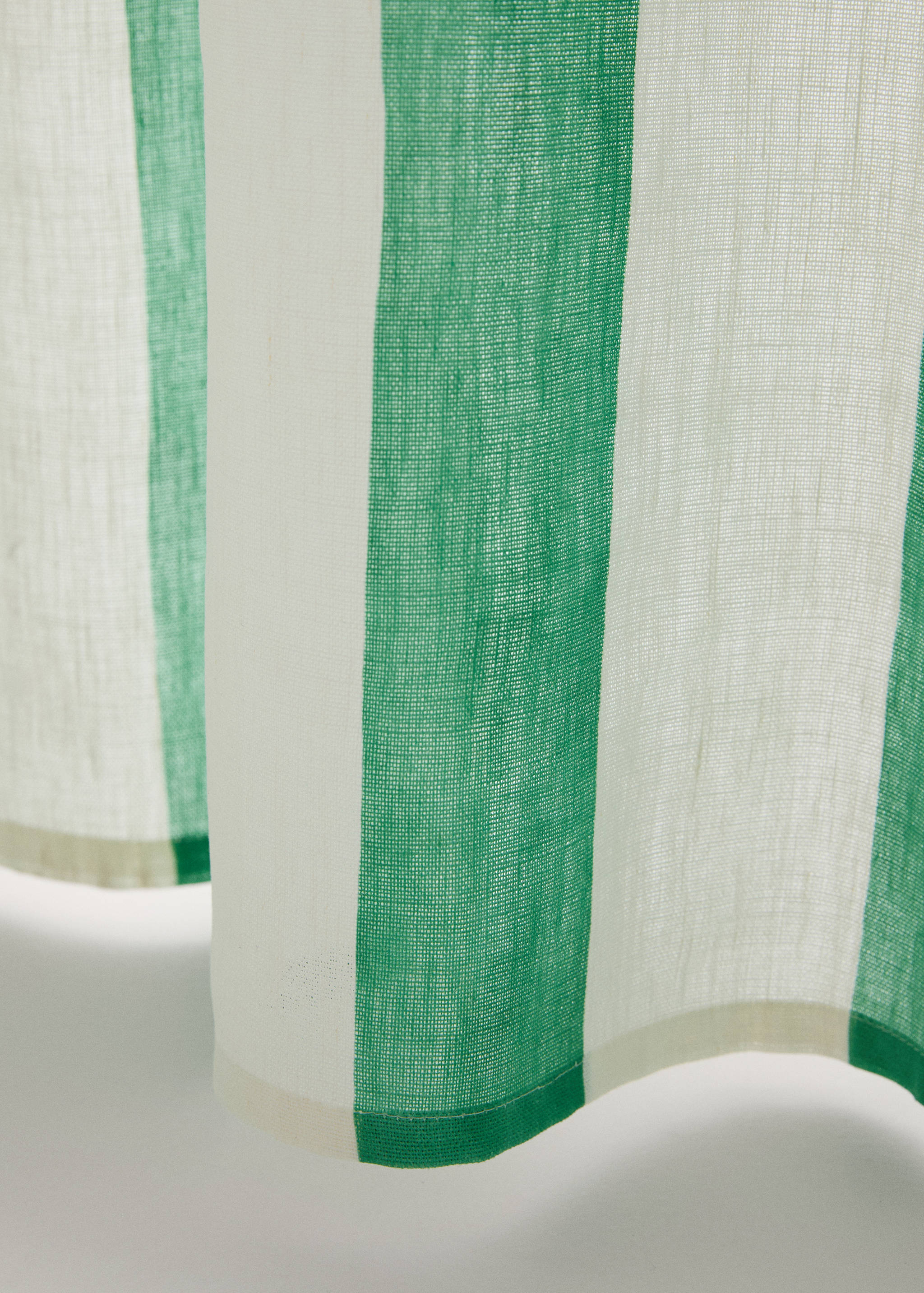 Linen cotton striped curtain with low transparency - Details of the article 3
