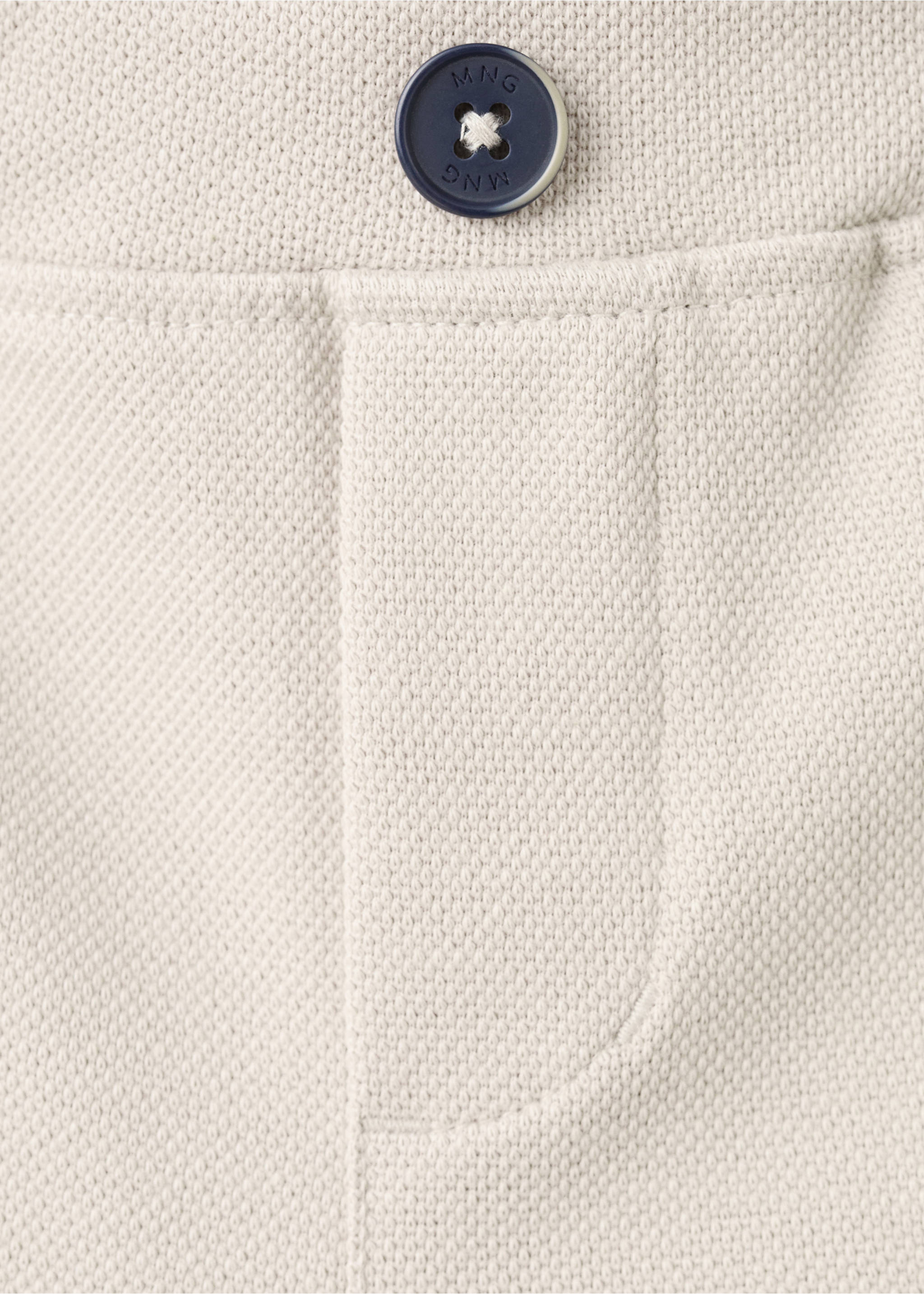Cotton Bermuda shorts - Details of the article 8, Sand. Ref: 27073726-00.