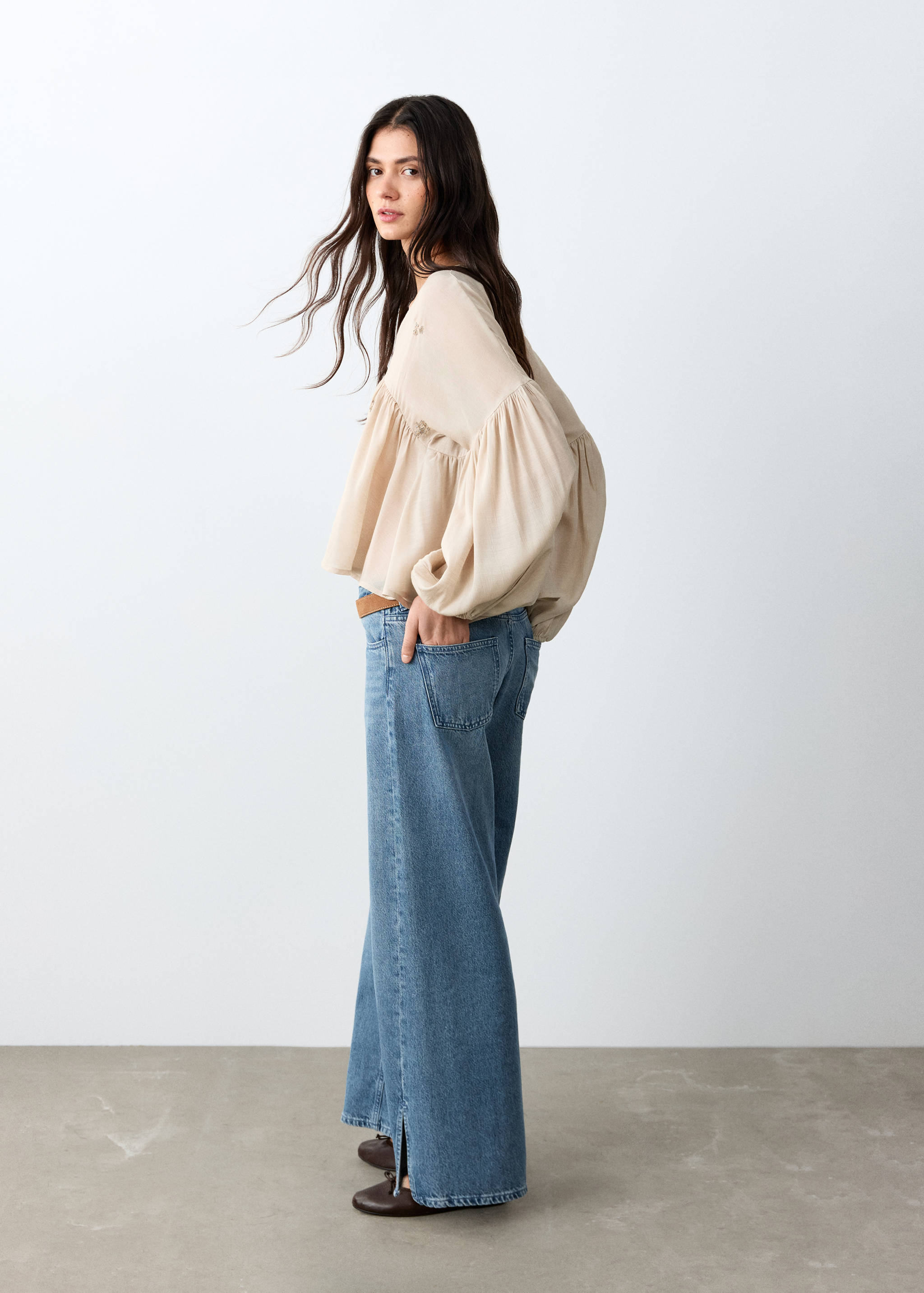 Bead detail blouse - Details of the article 2