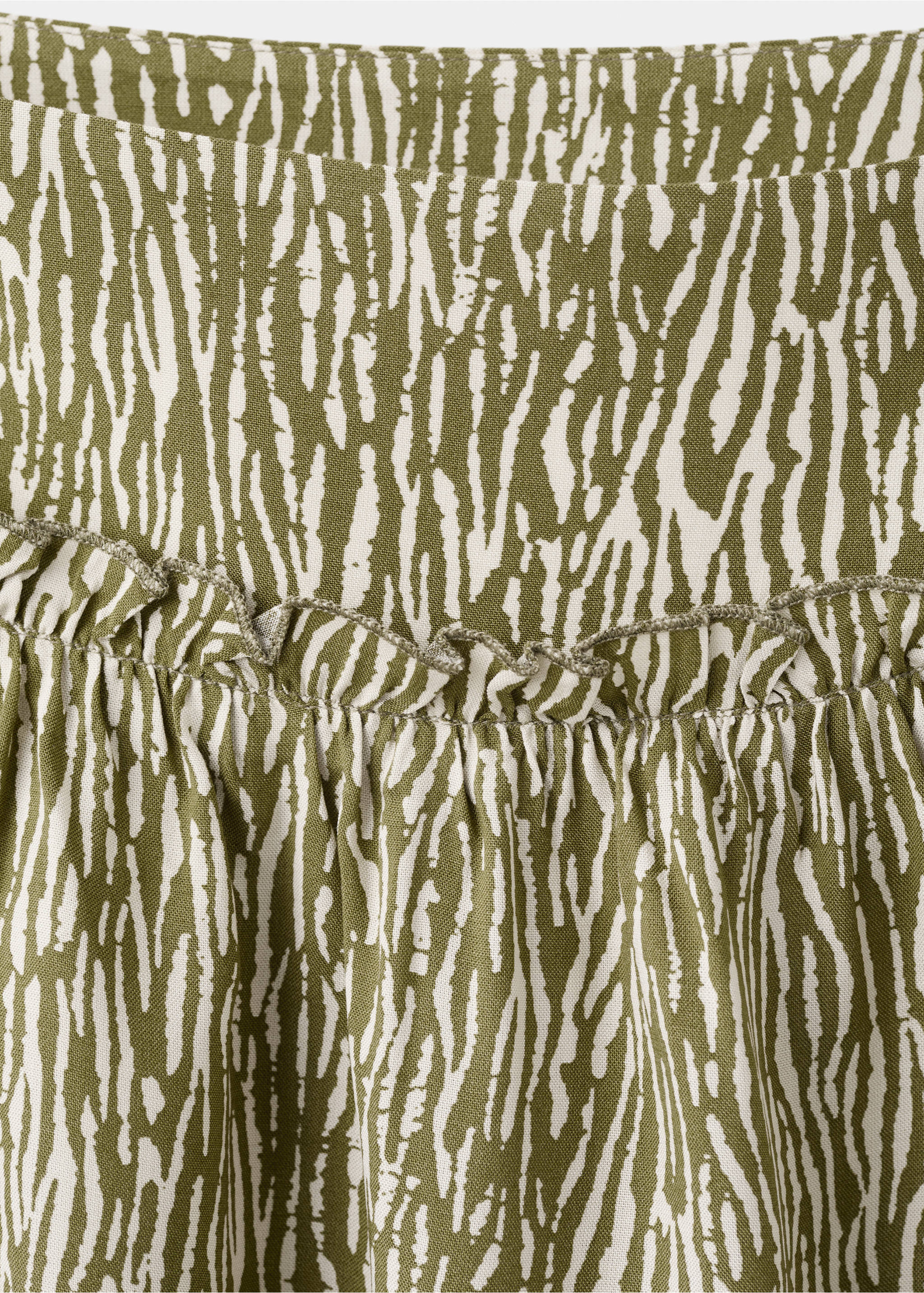 Ruffle printed skirt - Details of the article 0, Khaki. Ref: 27073732-00.