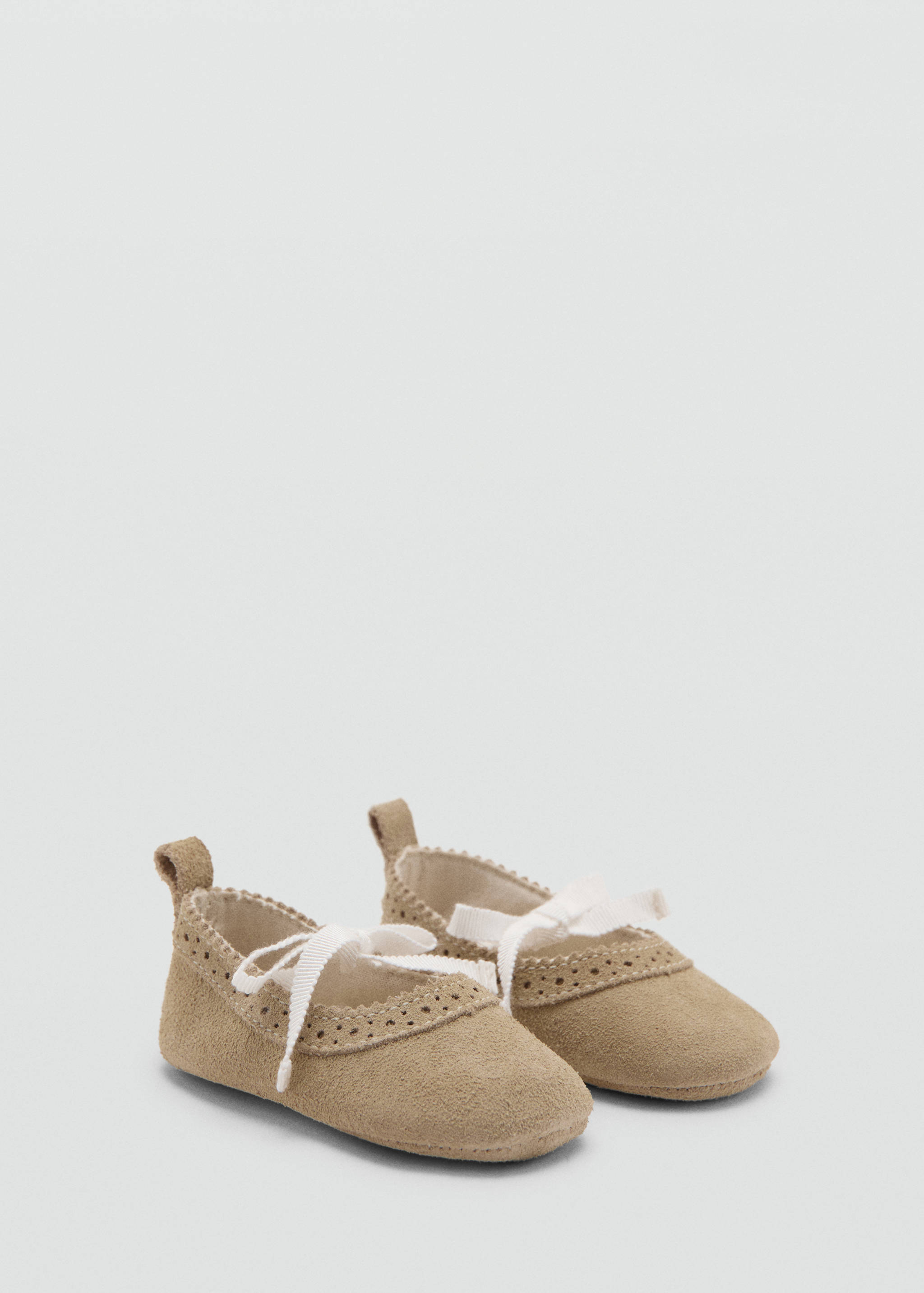 Bailarina piel lazo - Plano medio