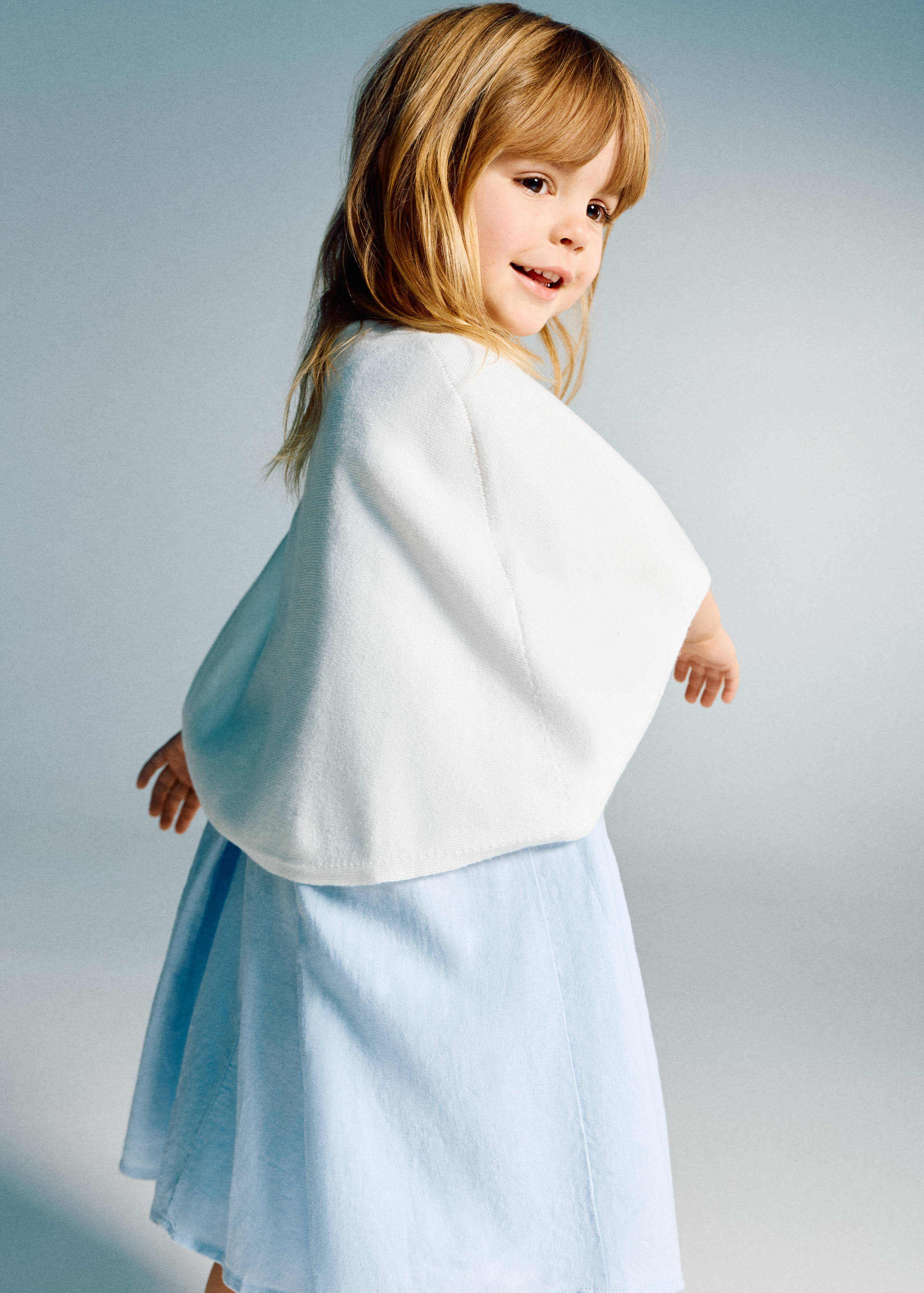 Capa punto detalles calados - Plano medio