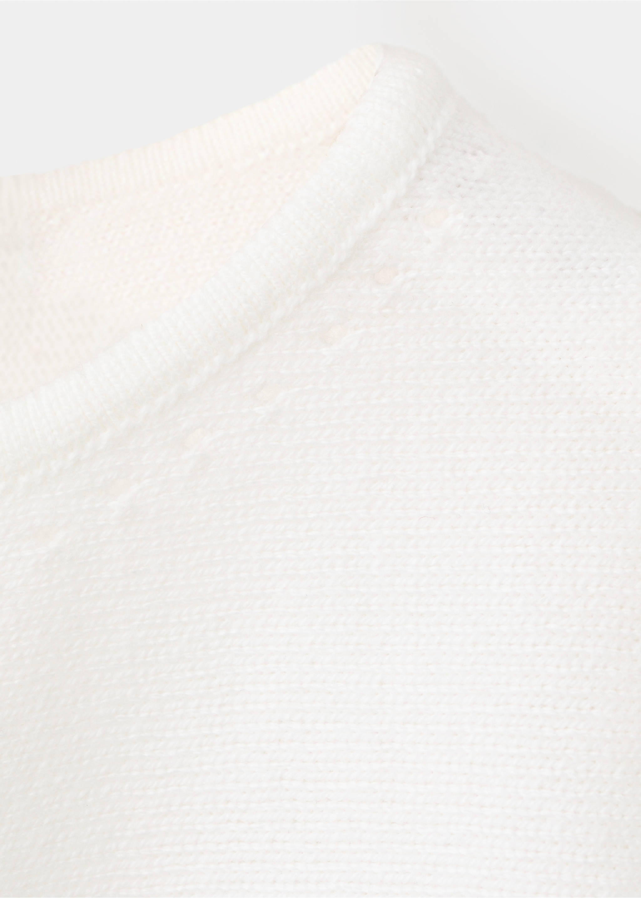 Capa punto detalles calados - Detalle del artículo 0, Blanco roto. Ref: 27073738-00.