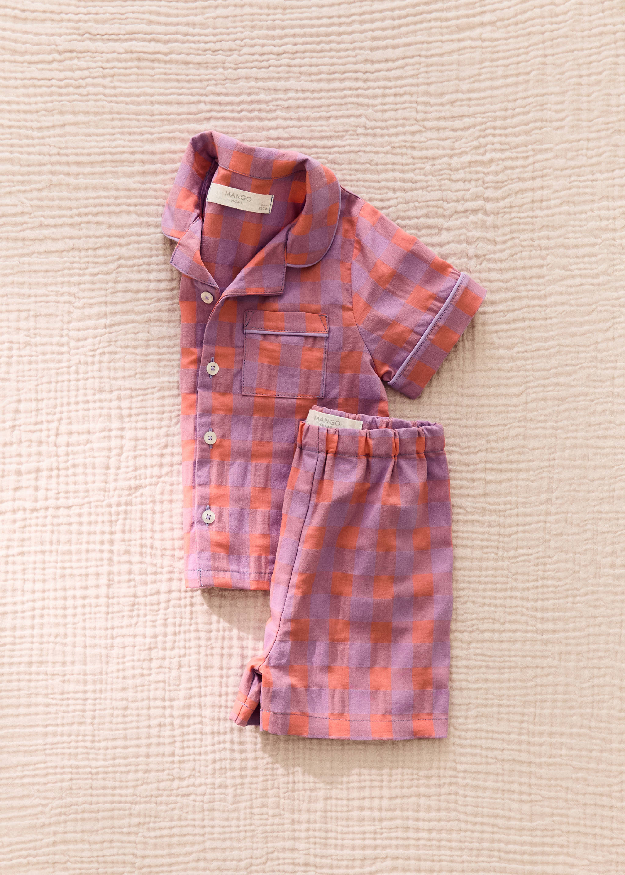 Colorful checkered two-piece children’s pajamas - General plane