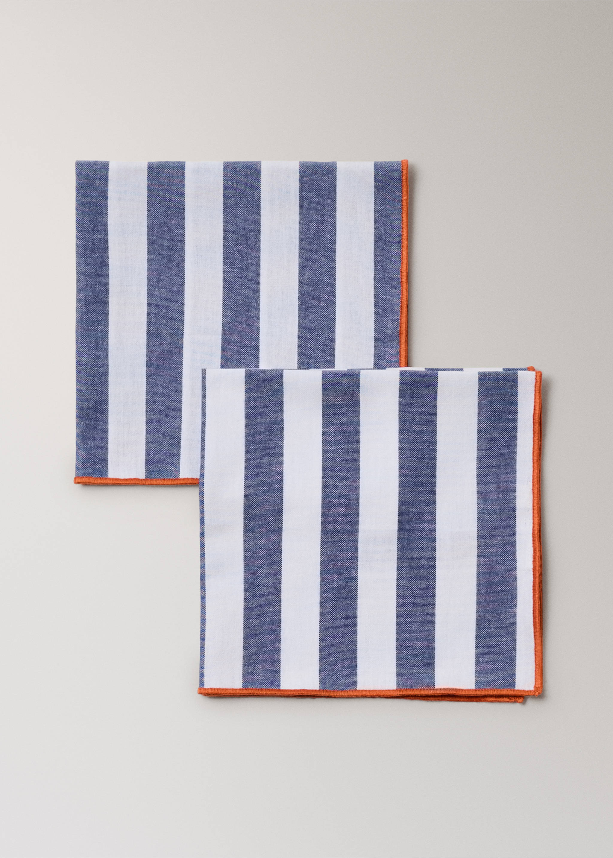 Serviettes de table en coton à rayures colorées - Détail de l'article 3, Bleu. Ref: 27073740-00.