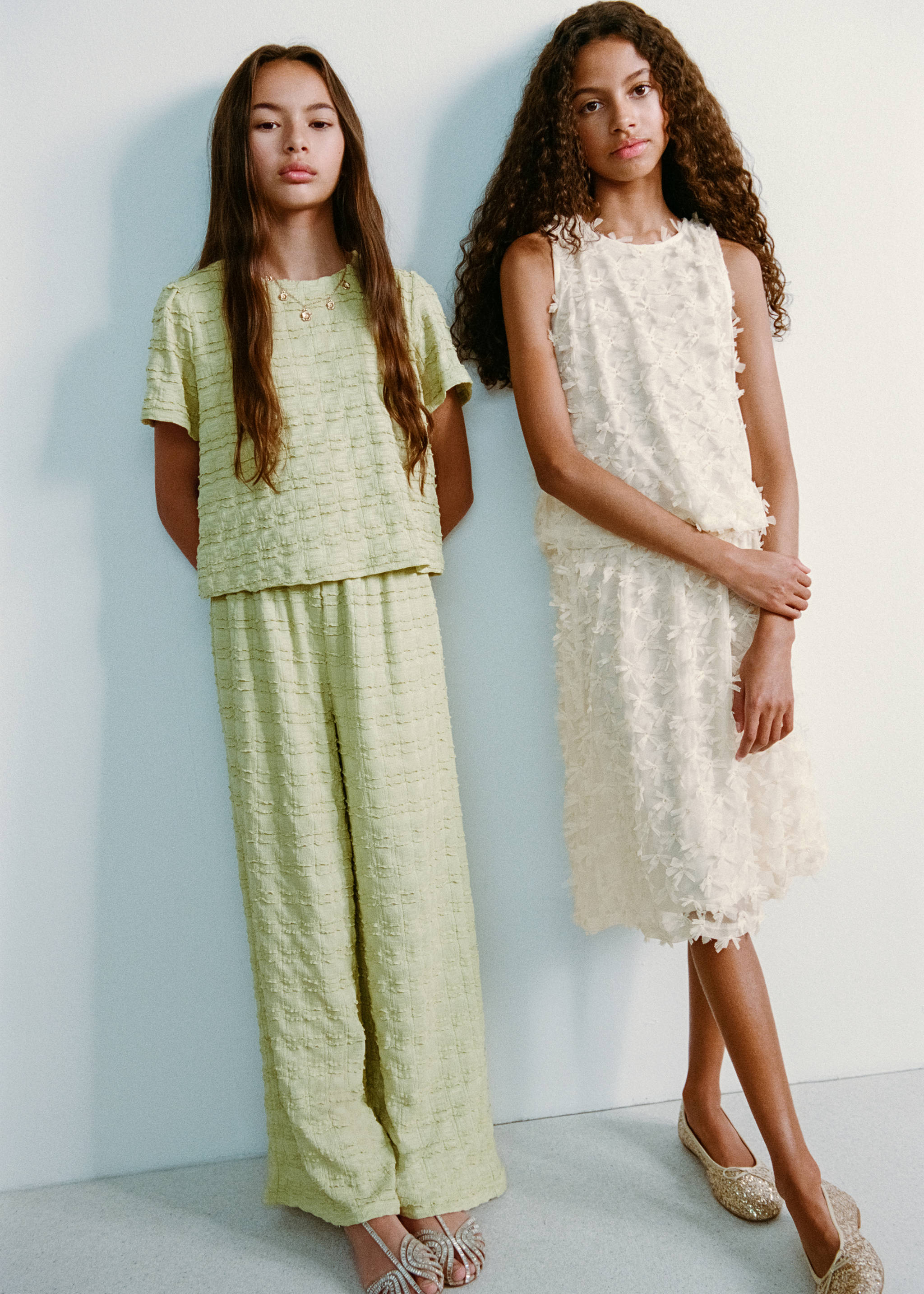 Textured flowy trousers - Details of the article 5