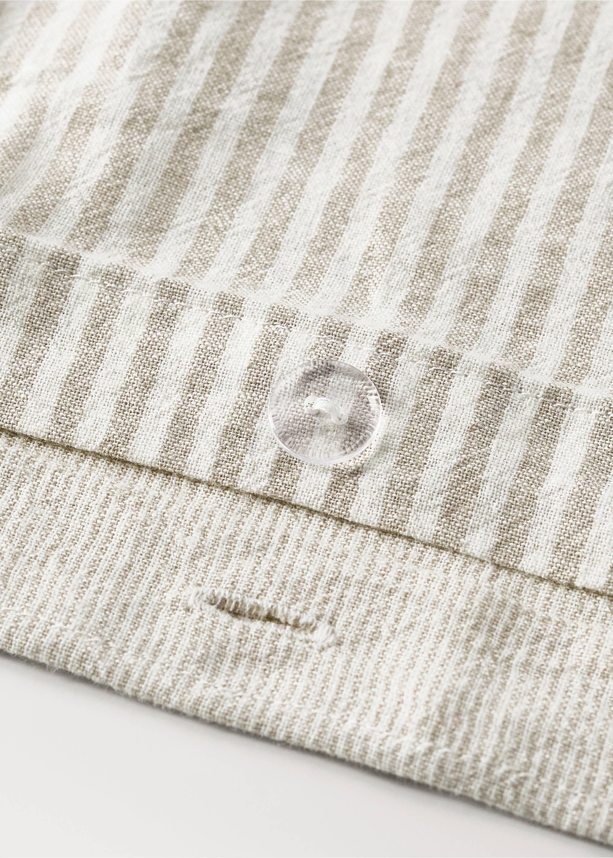 Striped cotton-linen children’s duvet cover for 90-cm bed - Details of the article 2, Sand. Ref: 27074055-00.