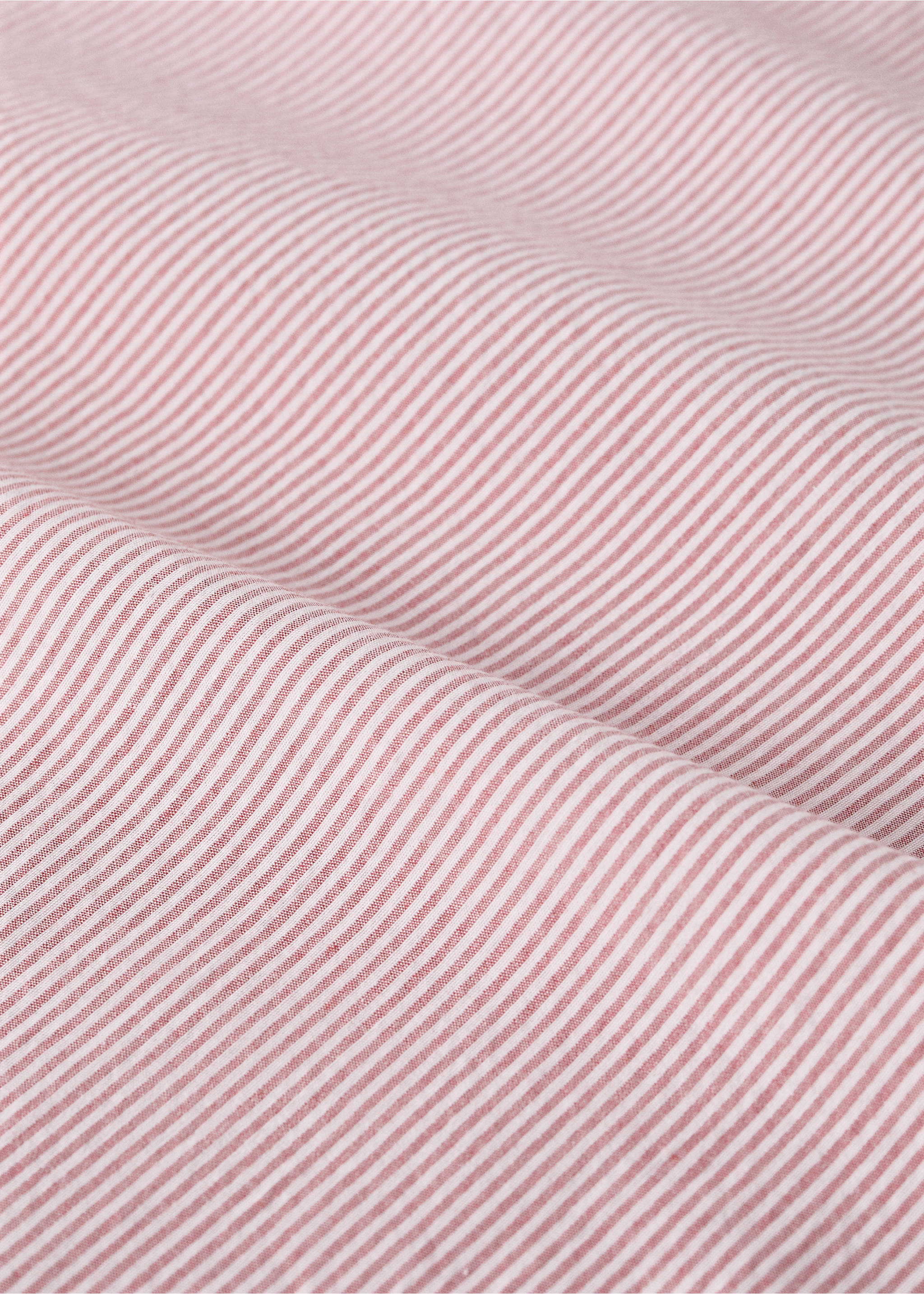 Cot bed top sheet fine striped yarn-dyed cotton - Details of the article 2, Grapefruit. Ref: 27074056-00.