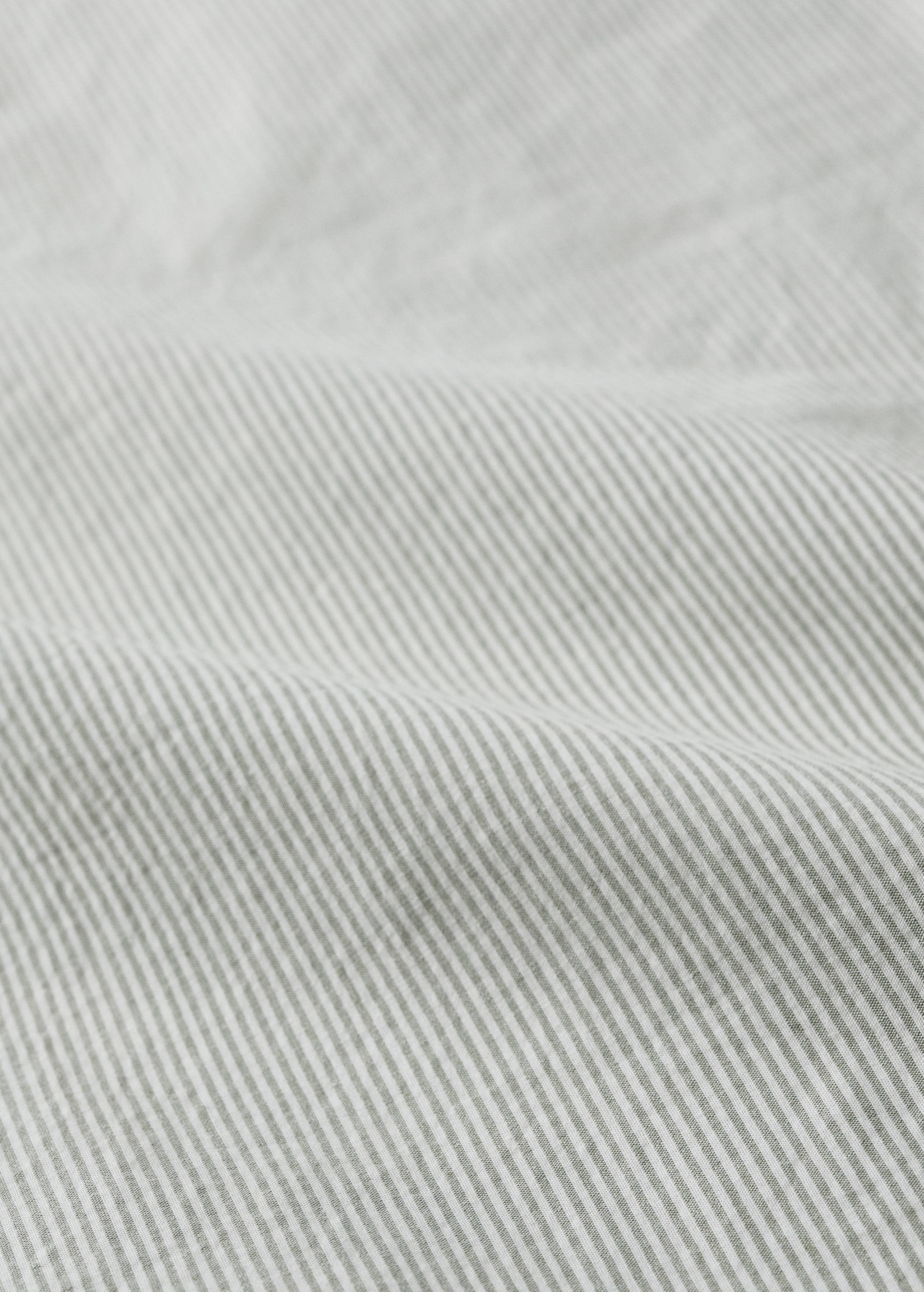Cot bed top sheet fine striped yarn-dyed cotton - Details of the article 2