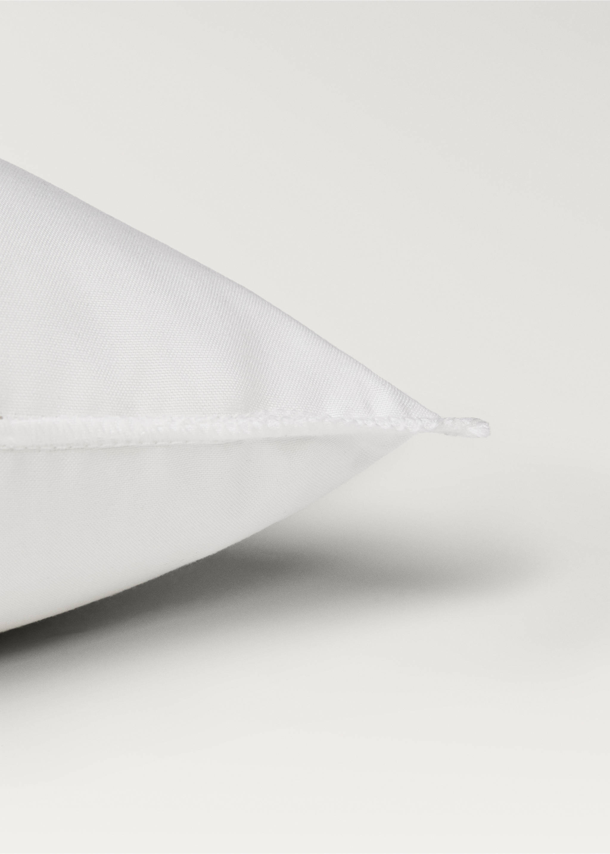 Microfibre cushion filling 30x40cm - Details of the article 1, White. Ref: 27074062-00.