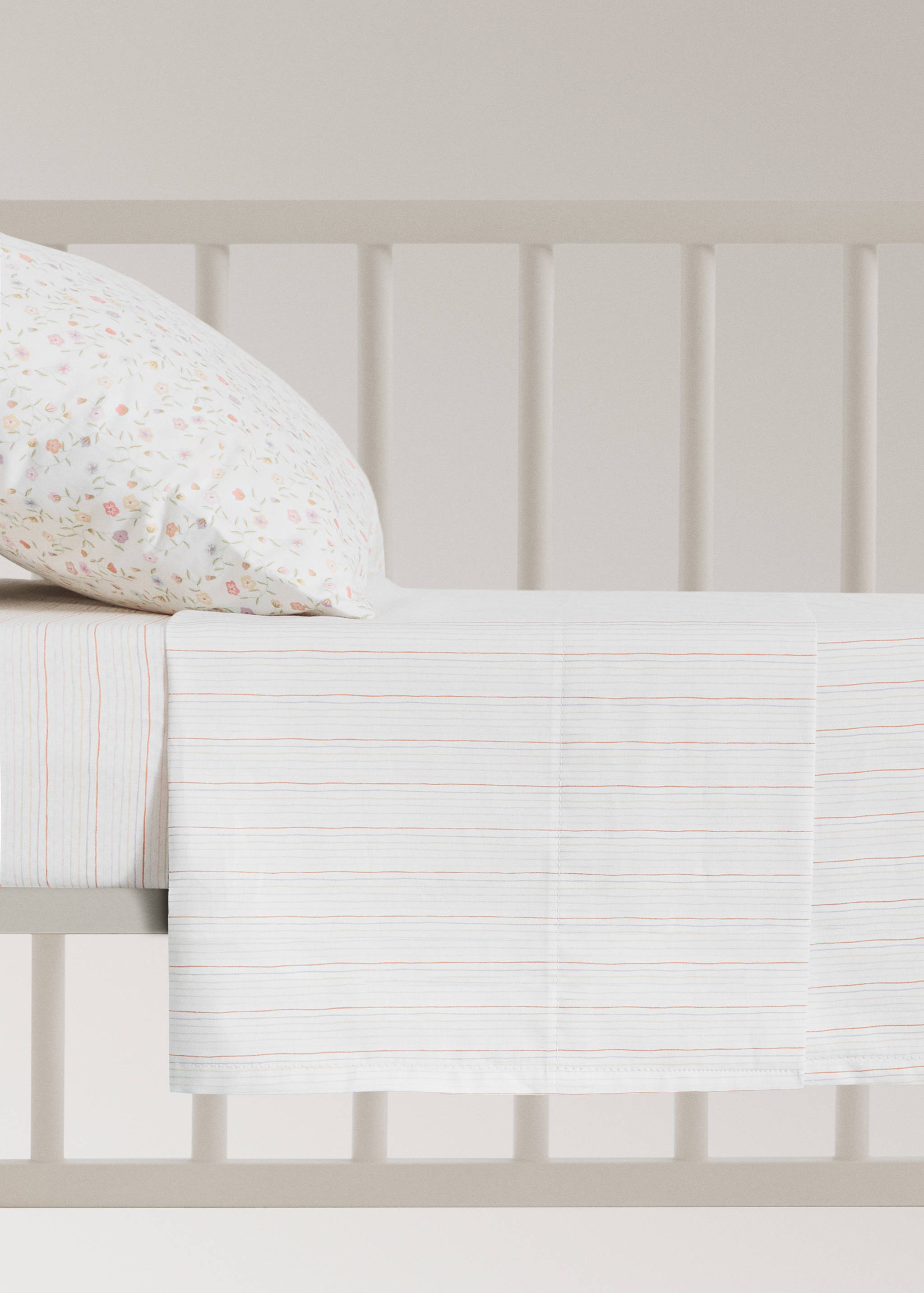 Cot bed top sheet in fine stripe cotton percale - Article without model