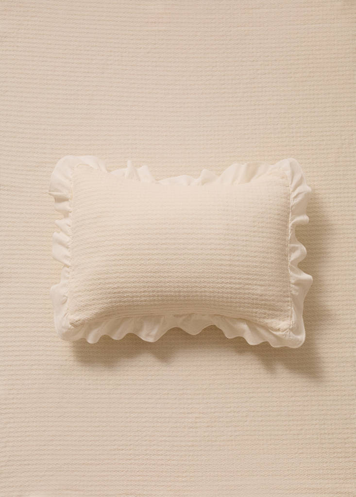 Mini cot cushion cover cotton jacquard ruffle 30x40 cm — Off White