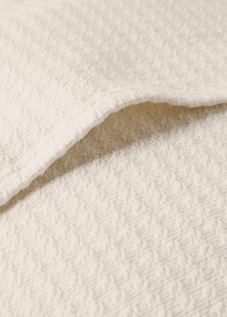 Mini cot cushion cover cotton jacquard ruffle 30x40 cm — Off White