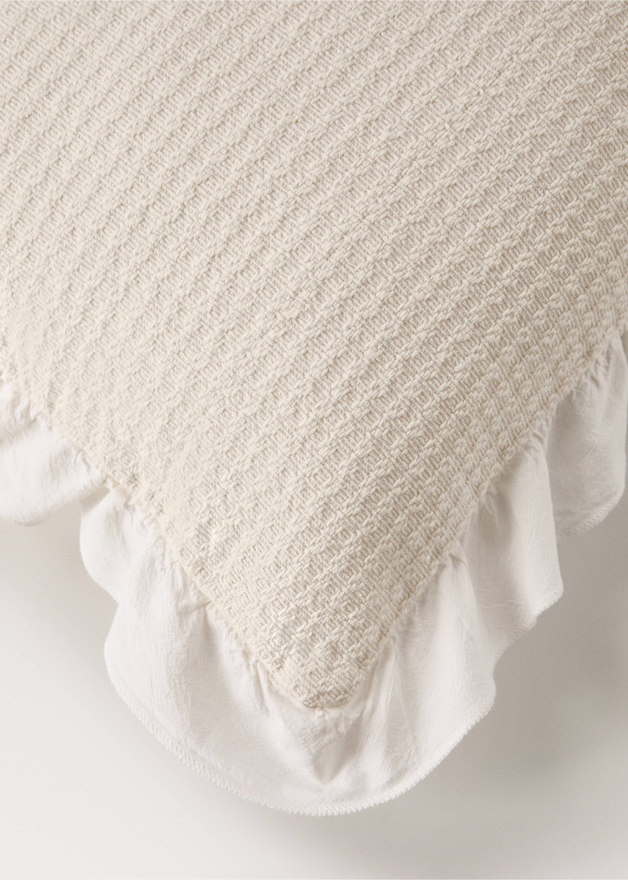 Mini cot cushion cover cotton jacquard ruffle 30x40 cm - Details of the article 4, Off White. Ref: 27074069-00.