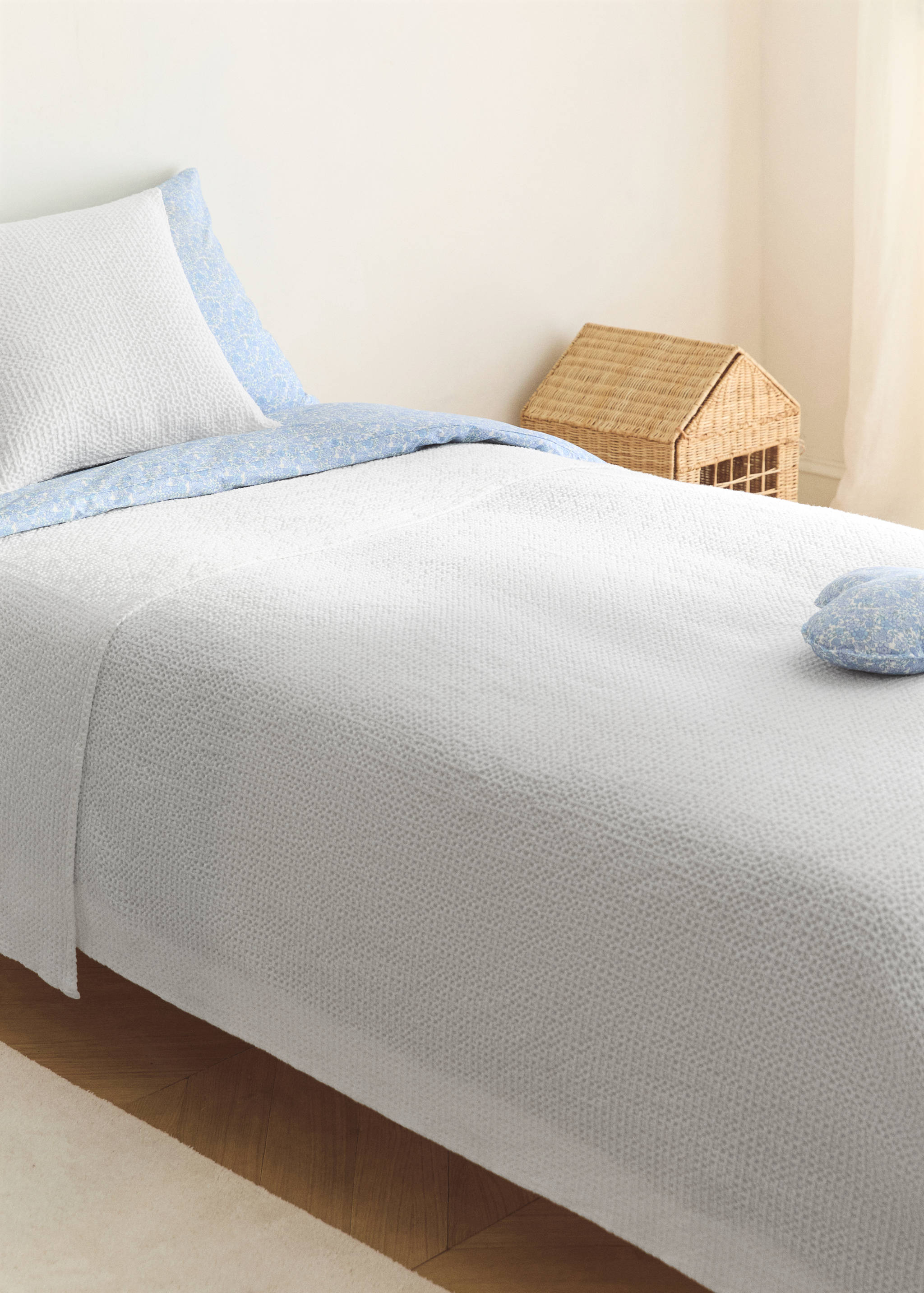 Cotton waffle garment-dyed bedspread for 90/105 cm bed - General plane
