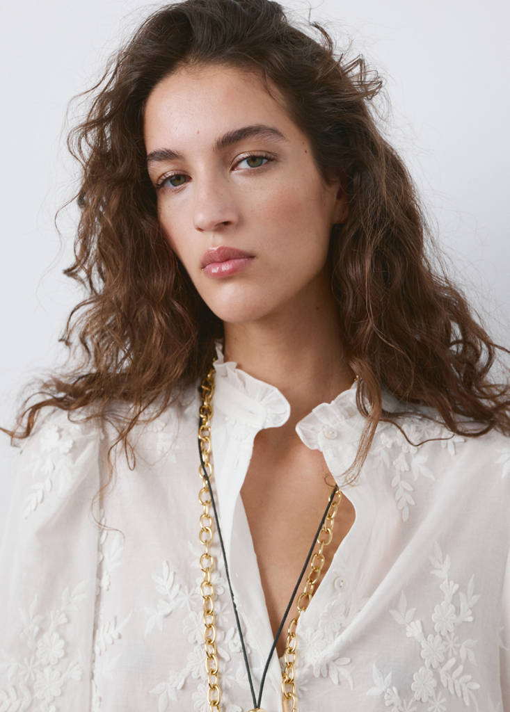 Floral embroidery blouse — Off White