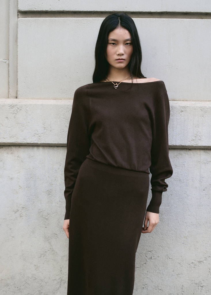 Fine-knit flared dress — Chocolate