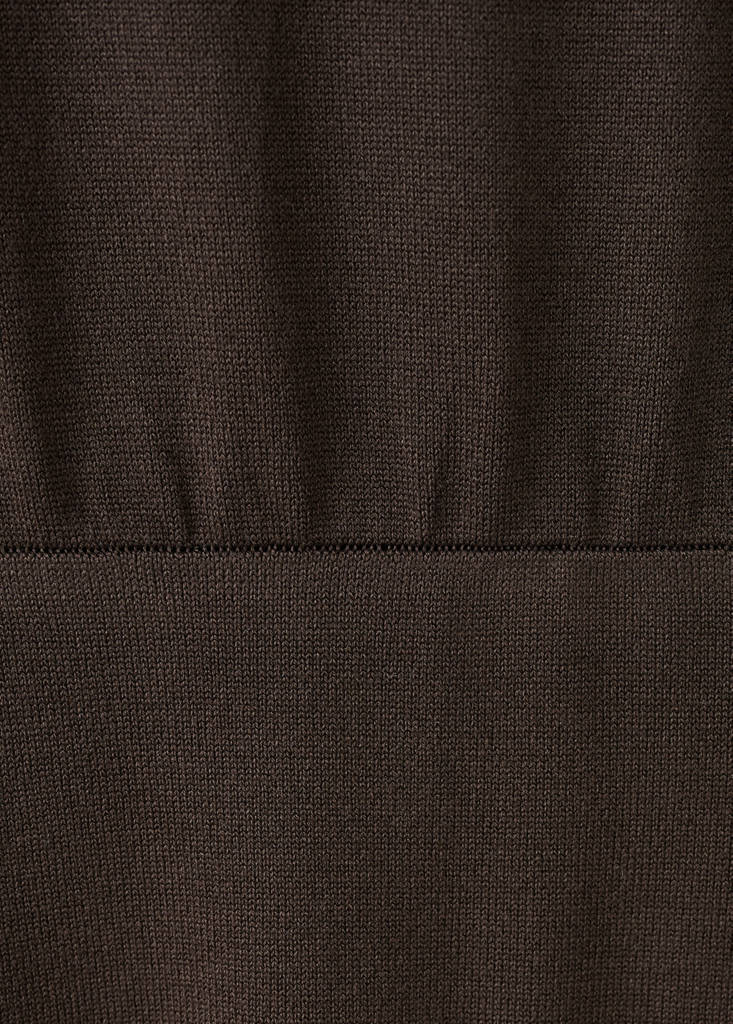 Fine-knit flared dress — Chocolate