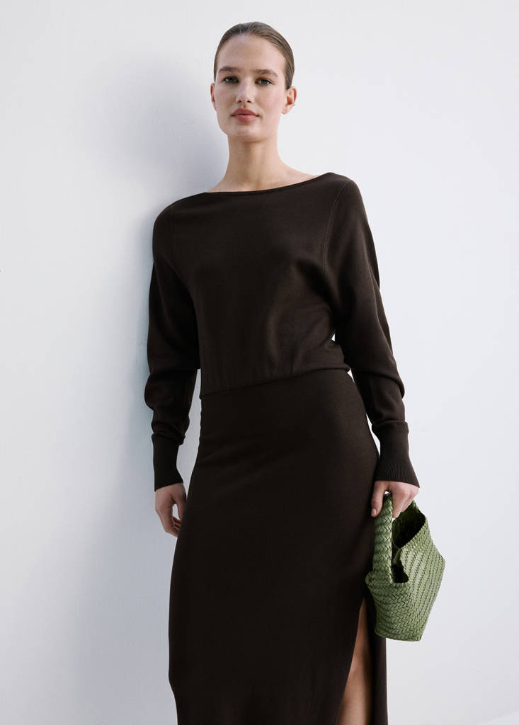 Fine-knit flared dress — Chocolate