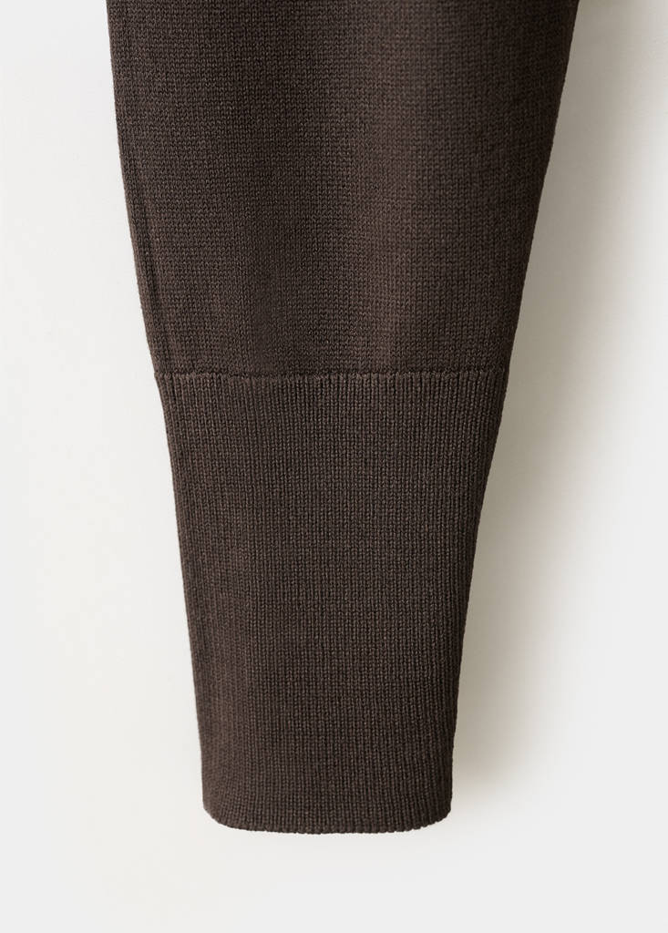 Fine-knit flared dress — Chocolate