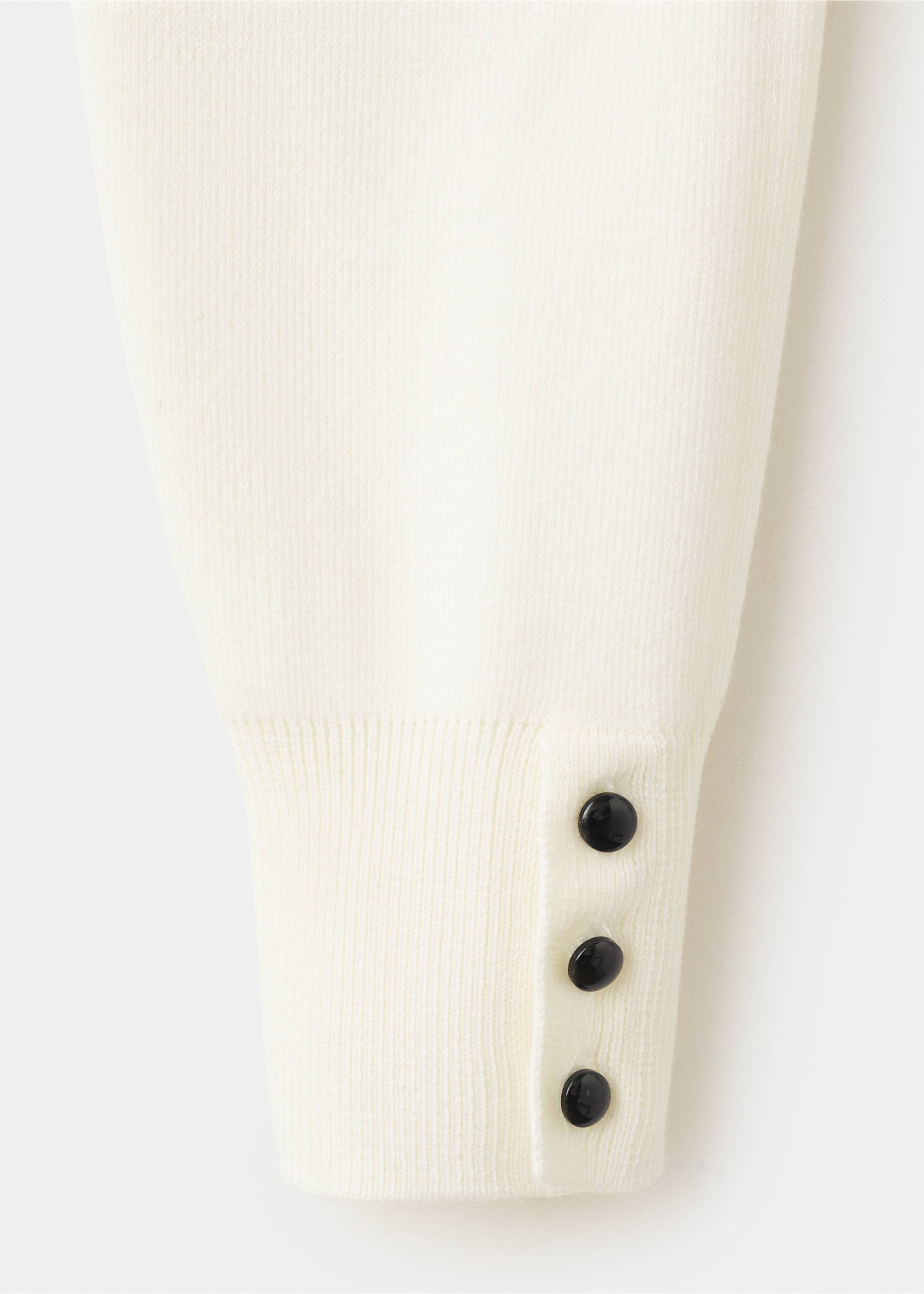 Buttoned cuffs sweater - Details of the article 0, Ecru. Ref: 27074084-00.