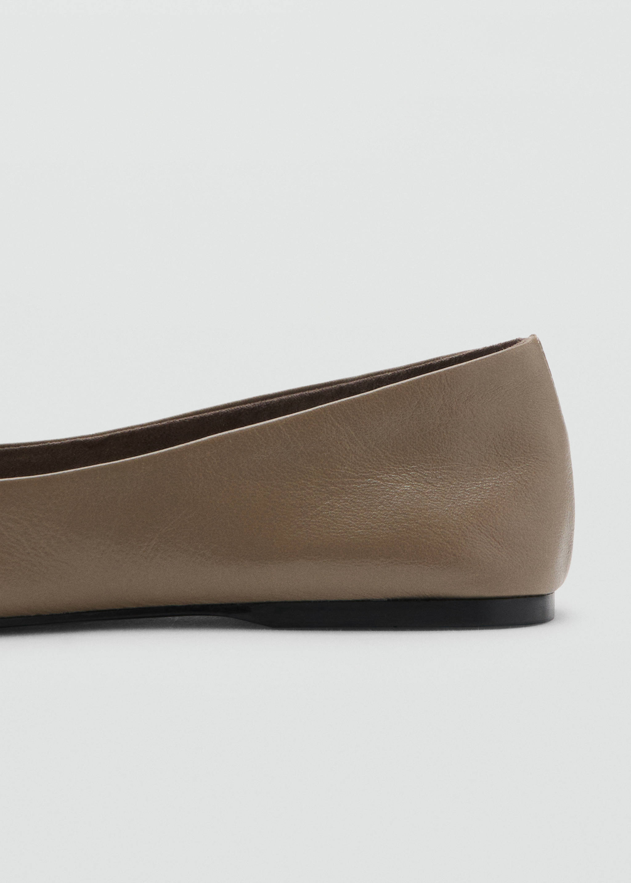 Leather flat shoes - Details of the article 1