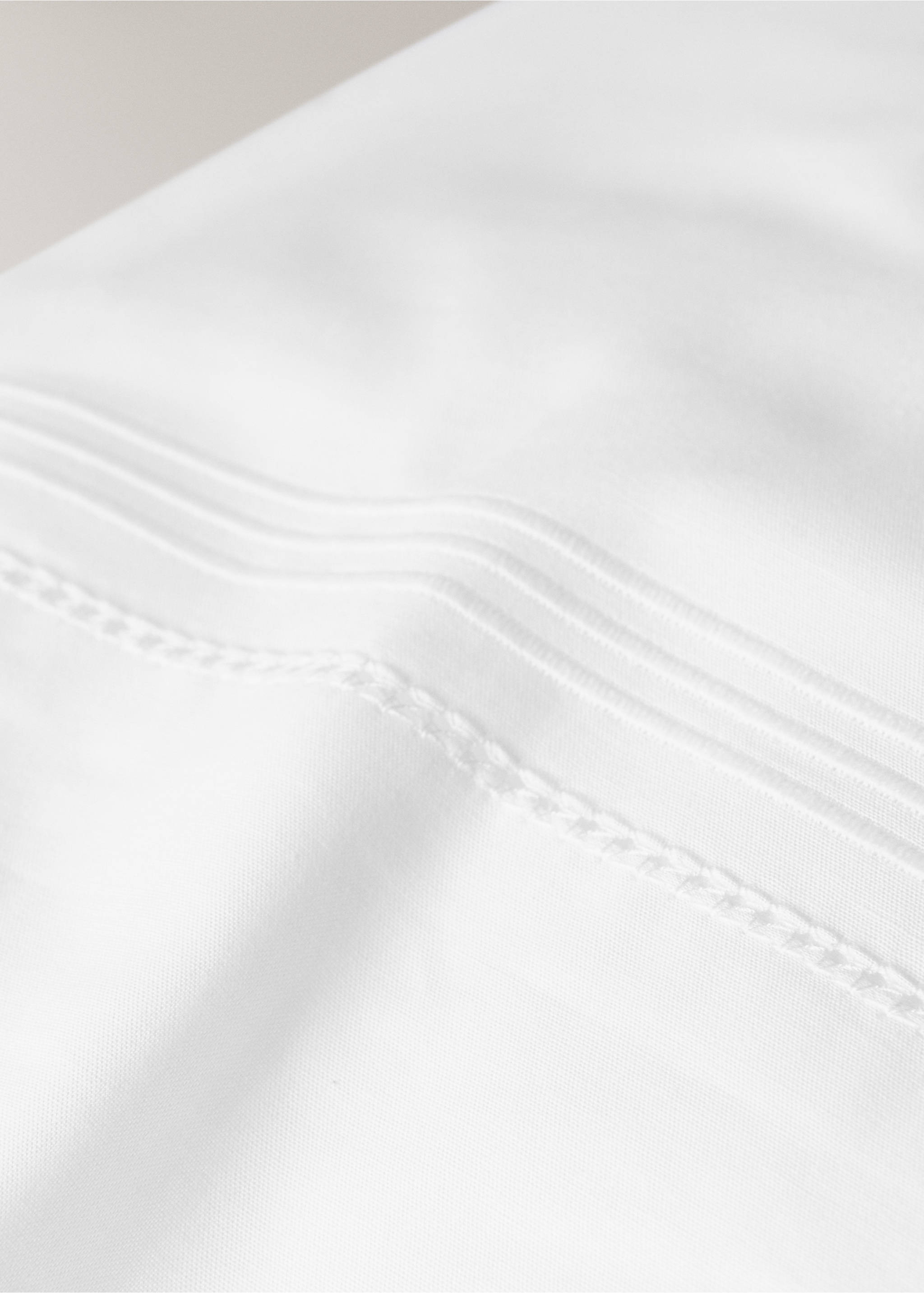 Cot bed pillowcase in percale cotton with hemstitching 30x50 cm - Details of the article 2, White. Ref: 27074093-00.