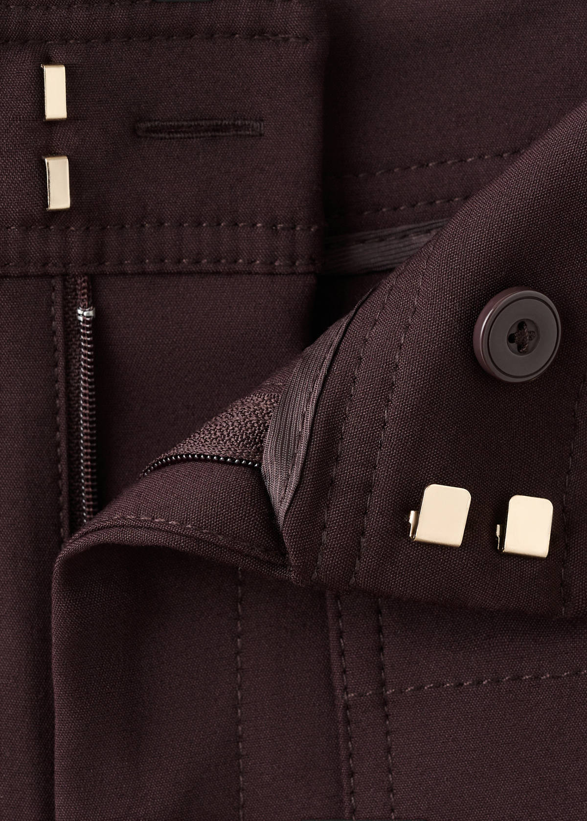 Straight trousers with jewel buttons — Wine