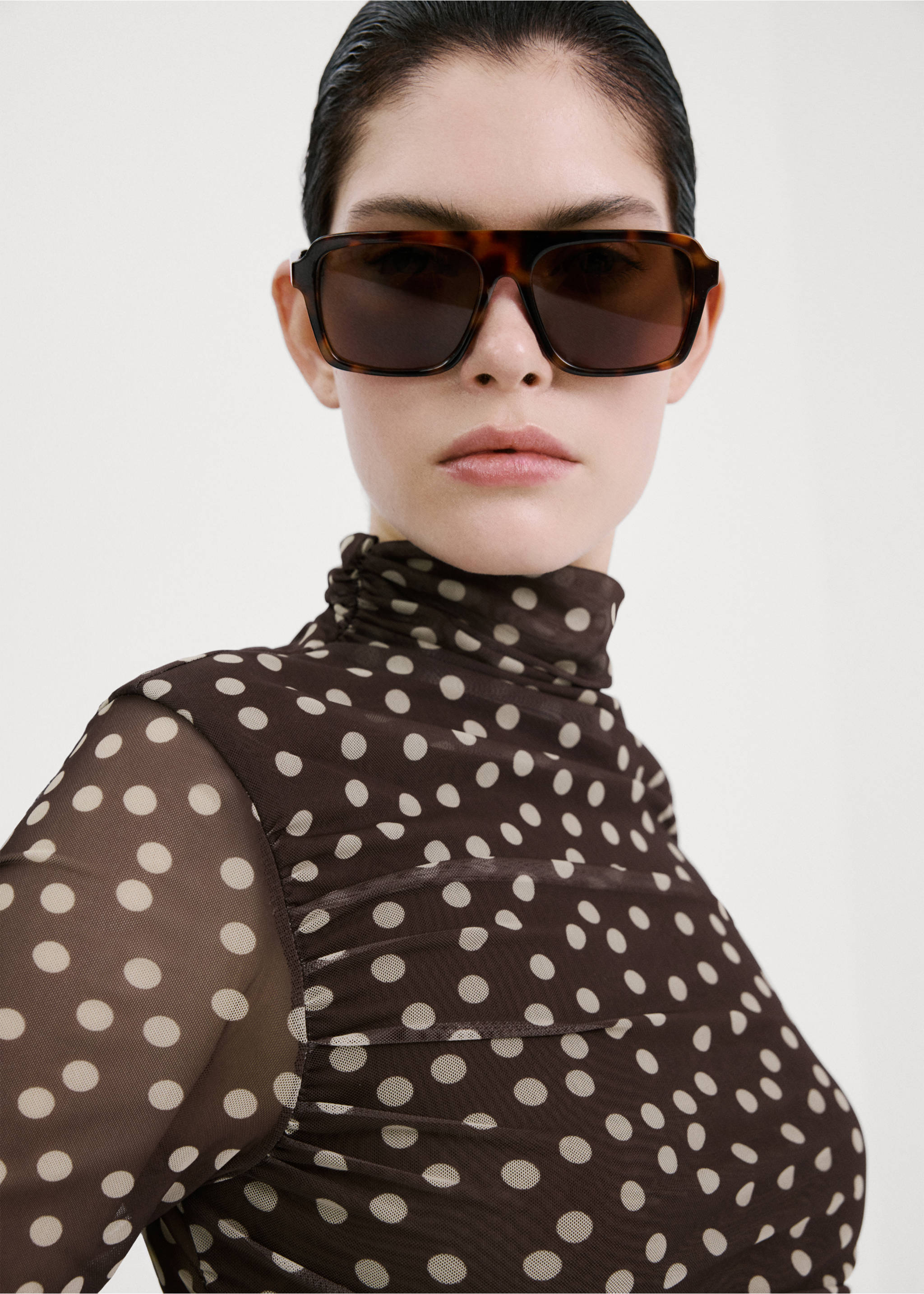 Camiseta fruncida lunares - Plano medio, Marrón. Ref: 27074099-00.