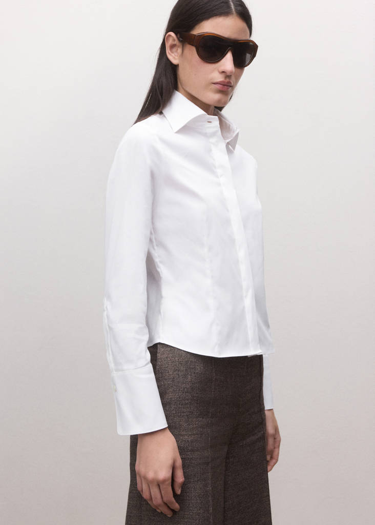 Fitted shirt with hidden closure — White