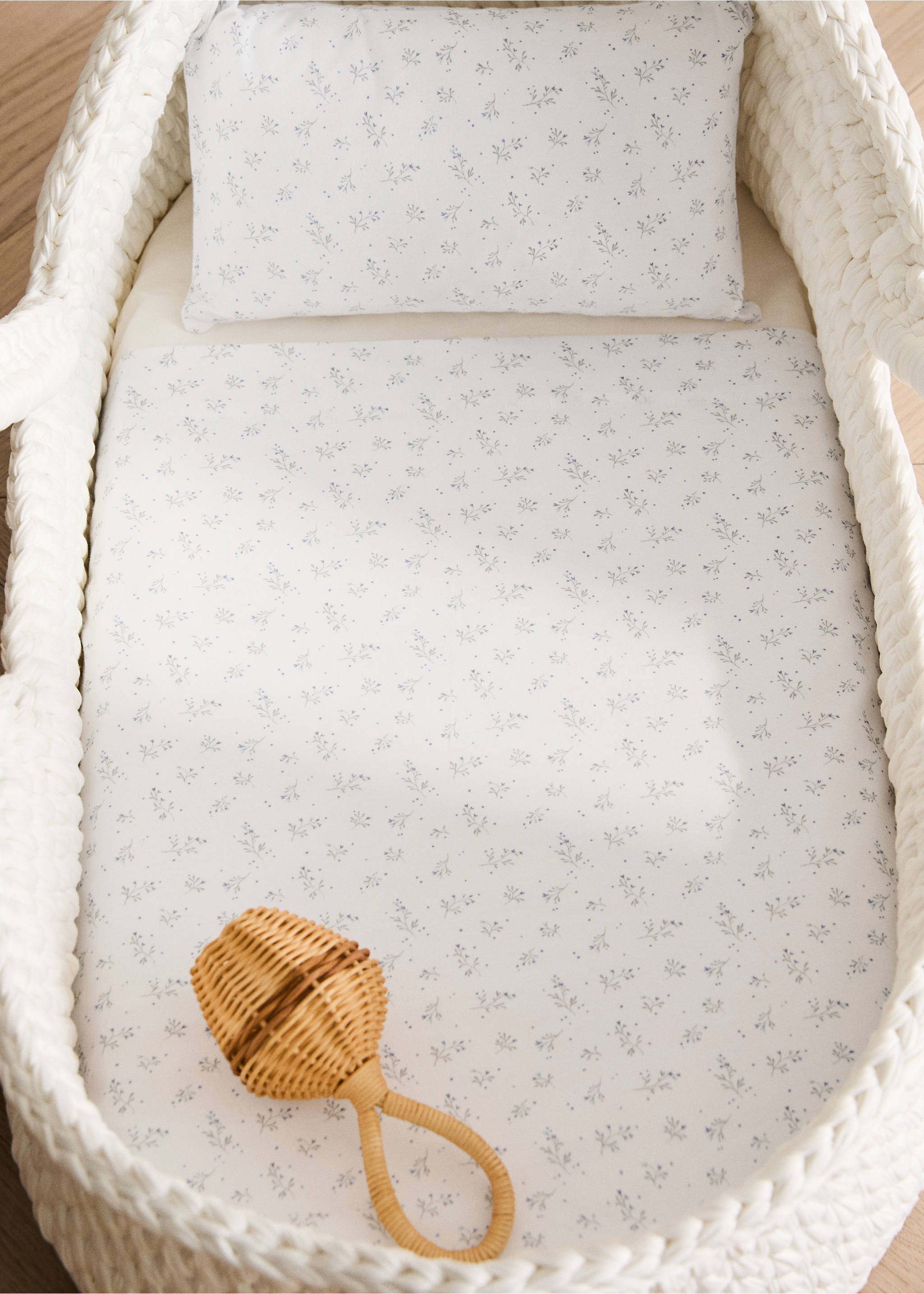 Cotton floral mini cot top sheet and pillow set - General plane