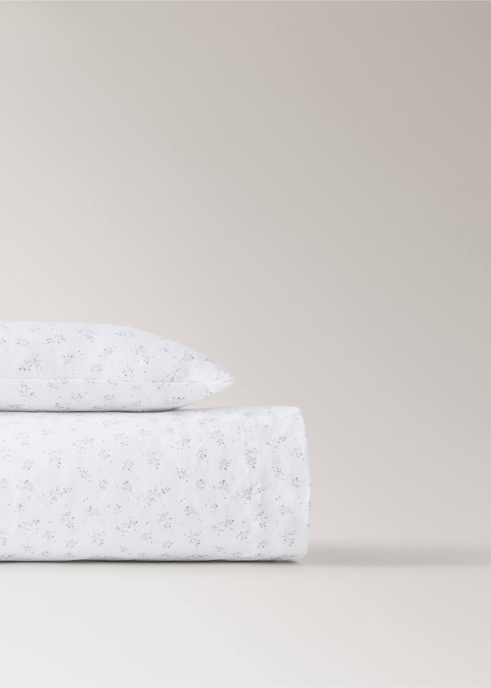 Cotton floral mini cot top sheet and pillow set - Article without model, White. Ref: 27074102-00.