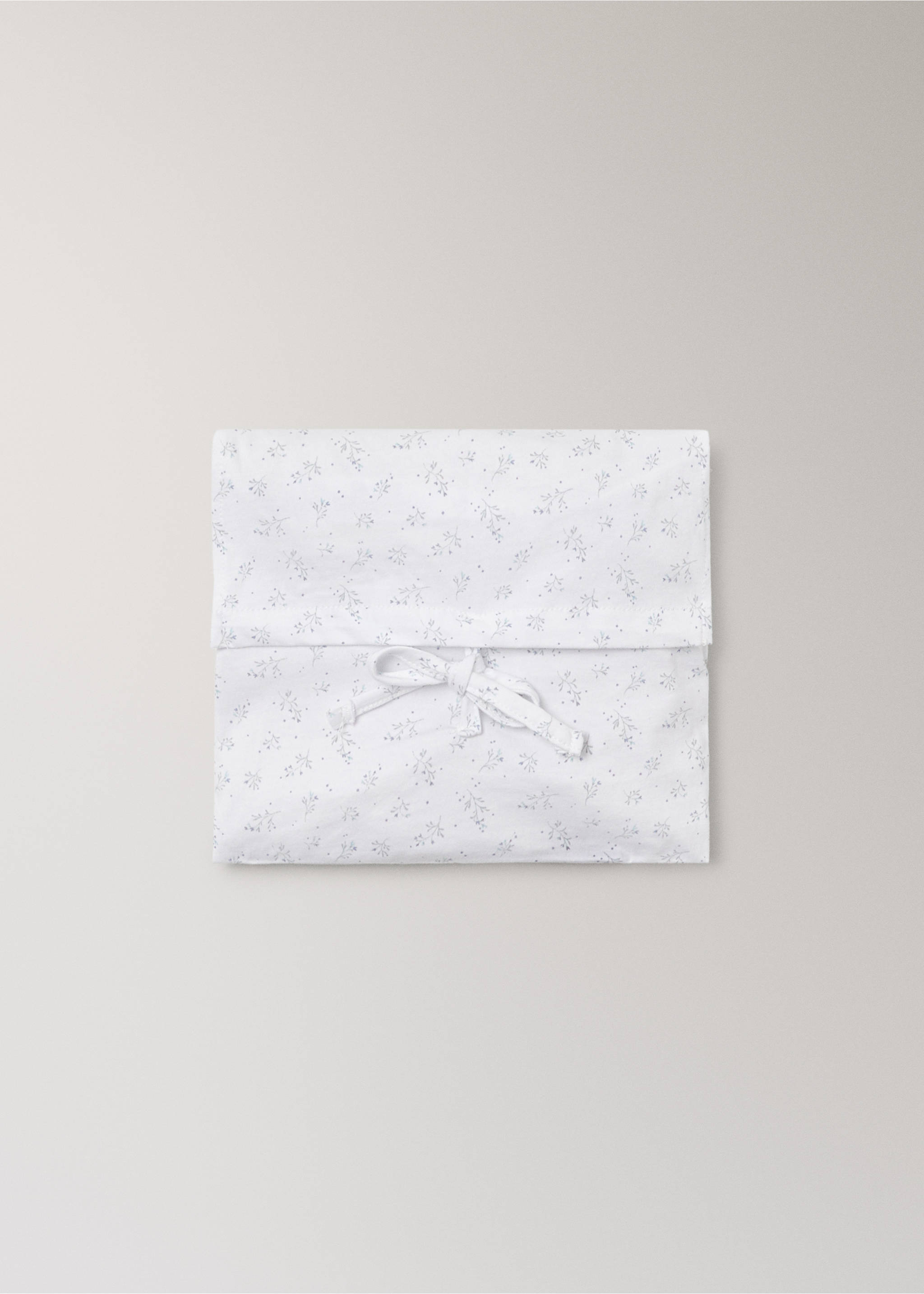 Cotton floral mini cot top sheet and pillow set - Details of the article 2, White. Ref: 27074102-00.