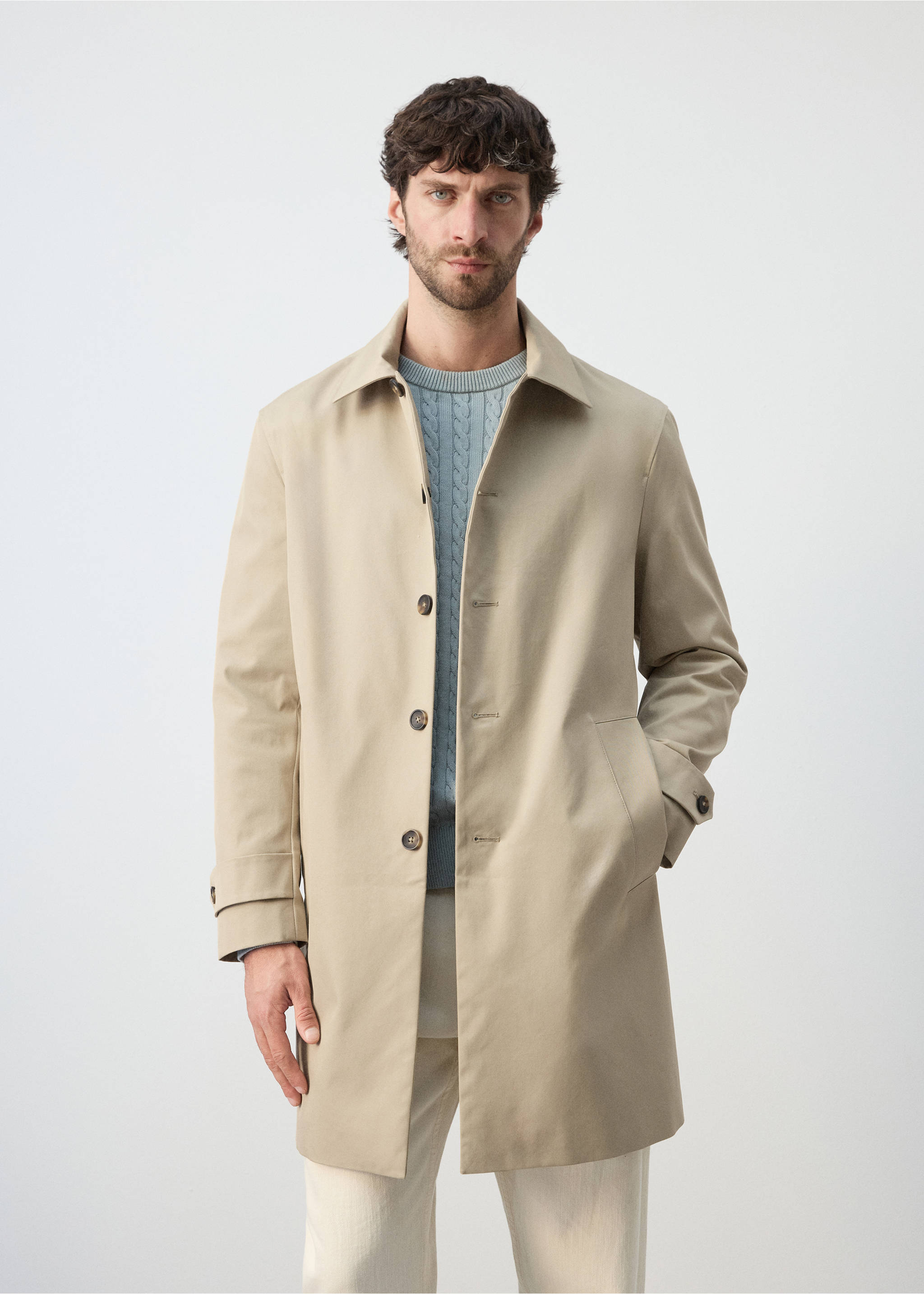 Gabardina water-repellent bolsillos - Plano medio, Beige. Ref: 27074405-00.