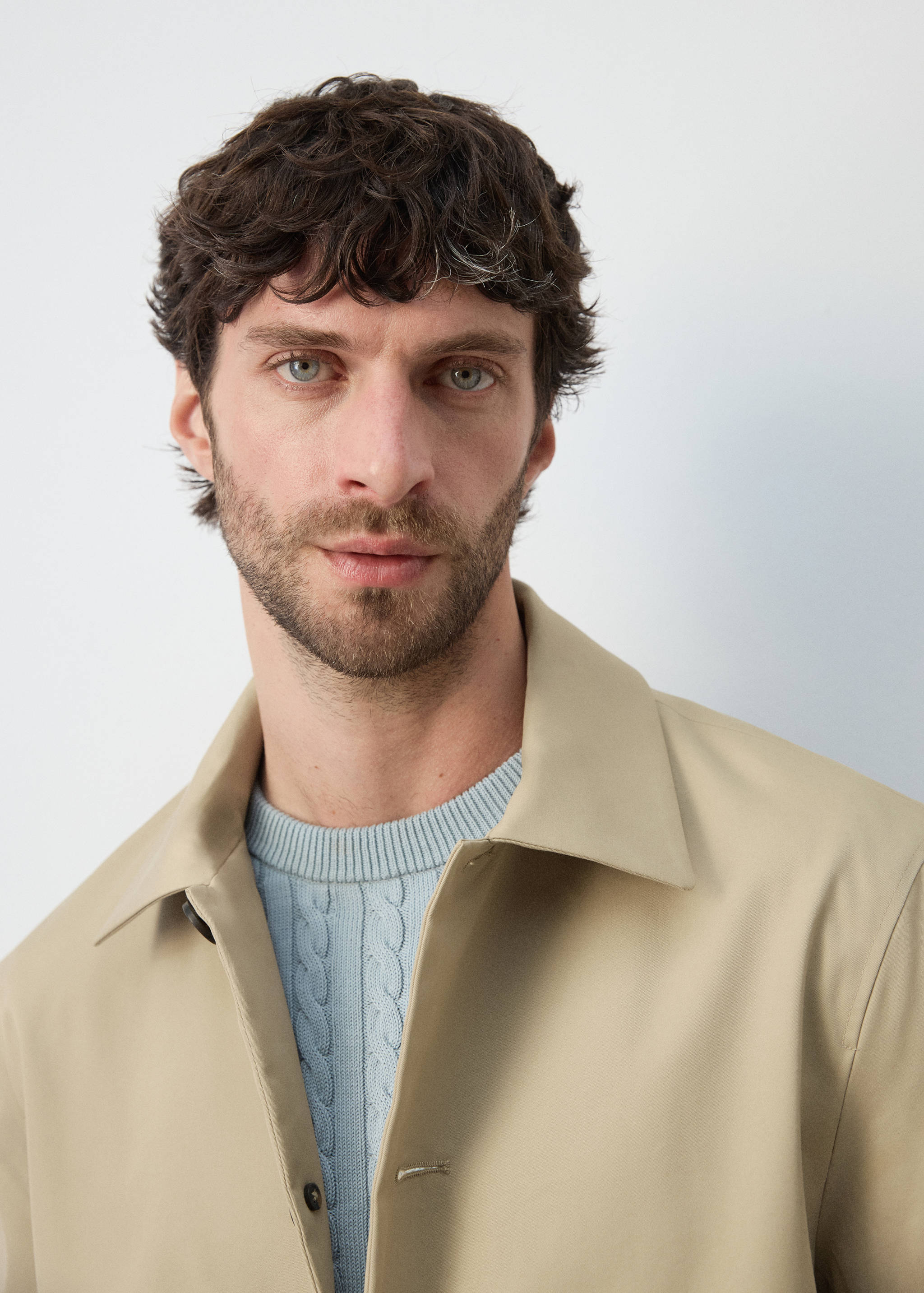 Gabardina water-repellent bolsillos - Detalle del artículo 1